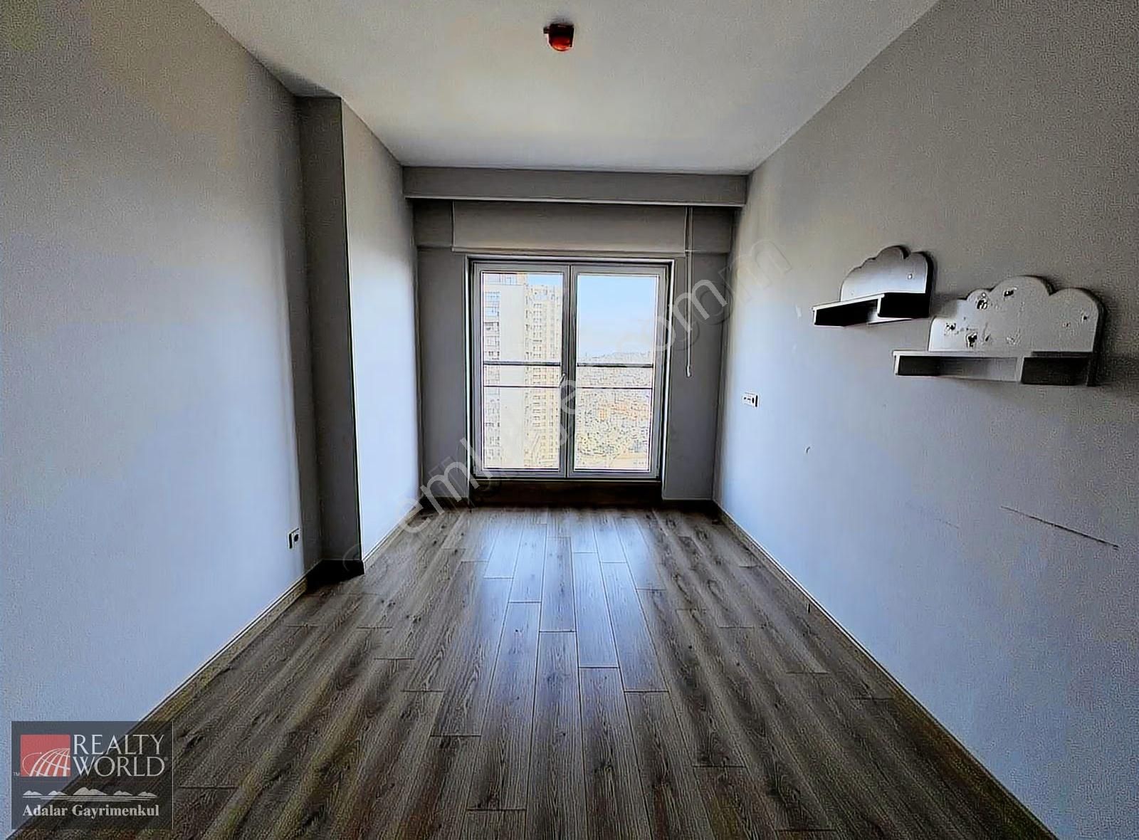 Başak Keçeci 'den Nidapark Kınalı Etabı 22. Kat Kiralık 3+1 - Görsel 2