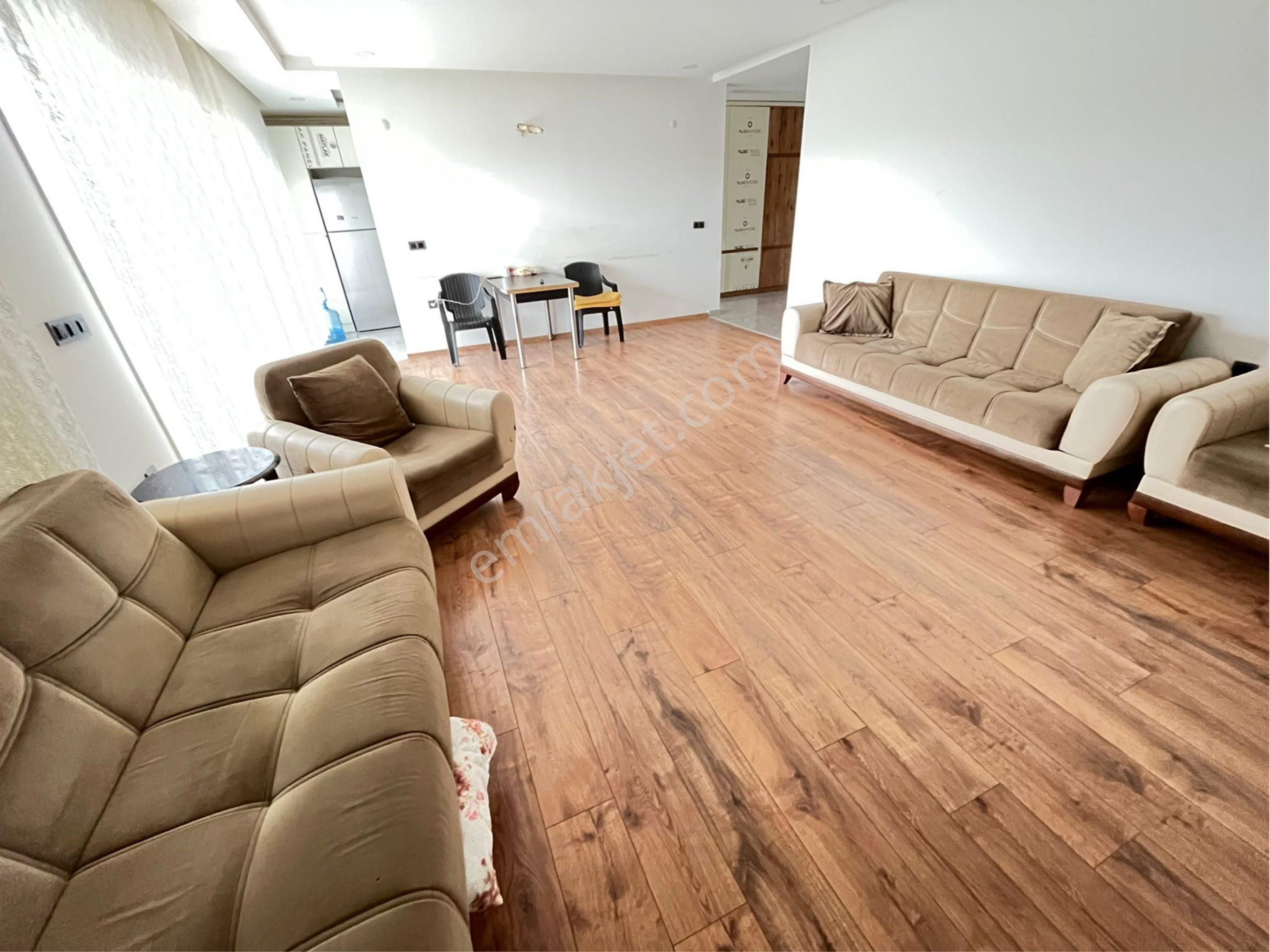 Kuşadası Nda Kapalı Mutfak Havuzlu 3 Artı 1 Geniş Daire - Görsel 5