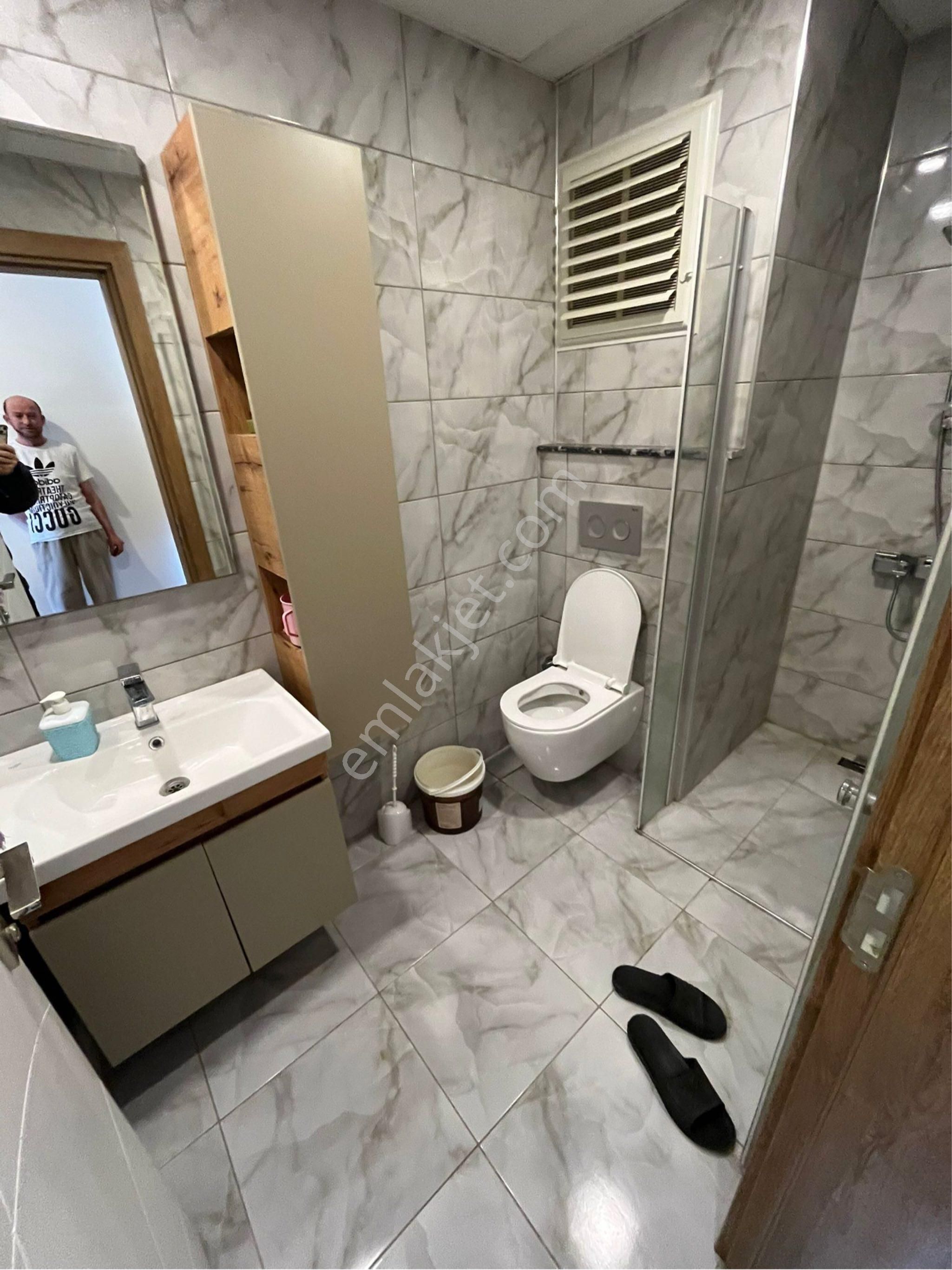 Kuşadası Nda Kapalı Mutfak Havuzlu 3 Artı 1 Geniş Daire - Görsel 26