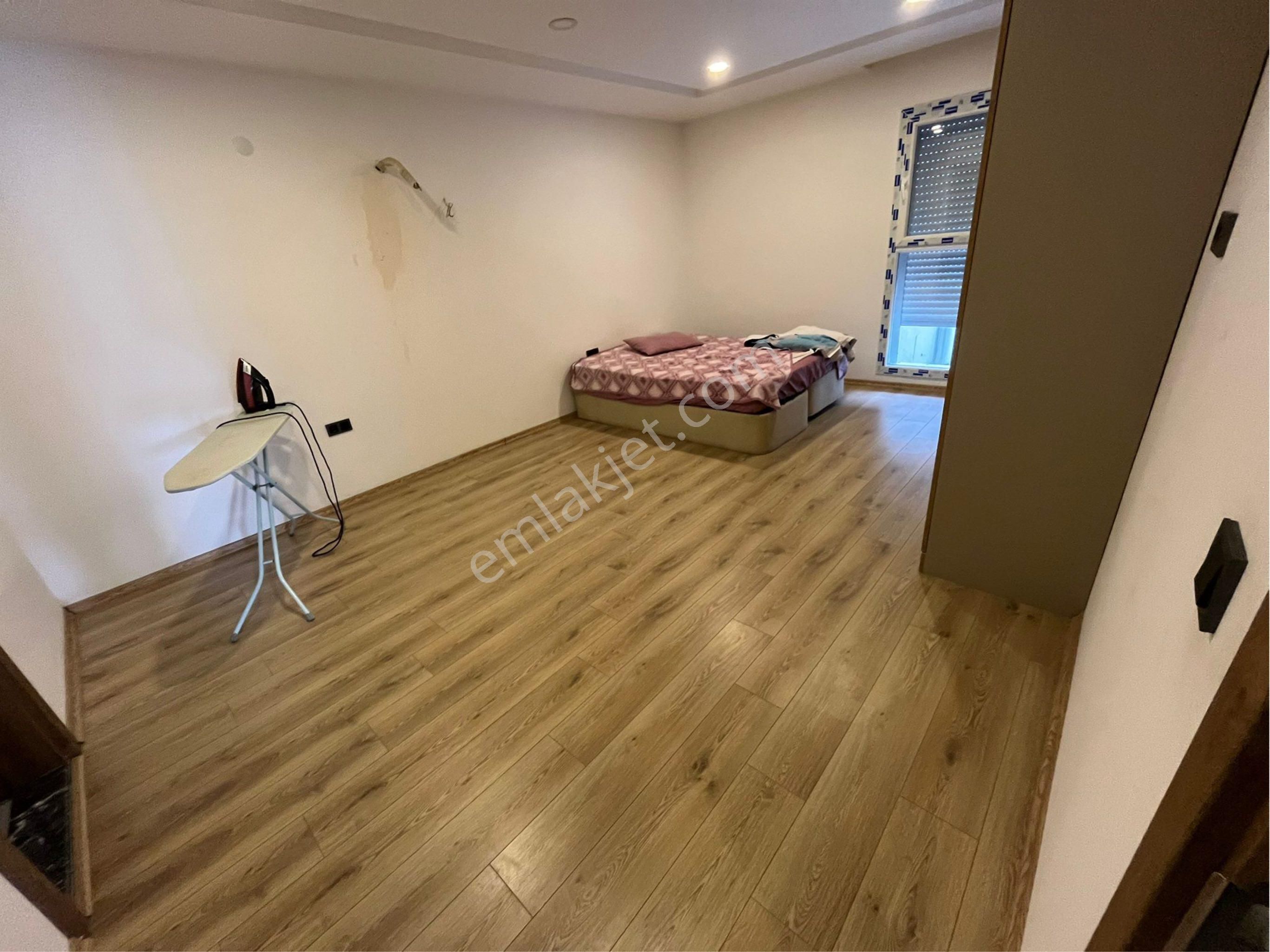 Kuşadası Nda Kapalı Mutfak Havuzlu 3 Artı 1 Geniş Daire - Görsel 24