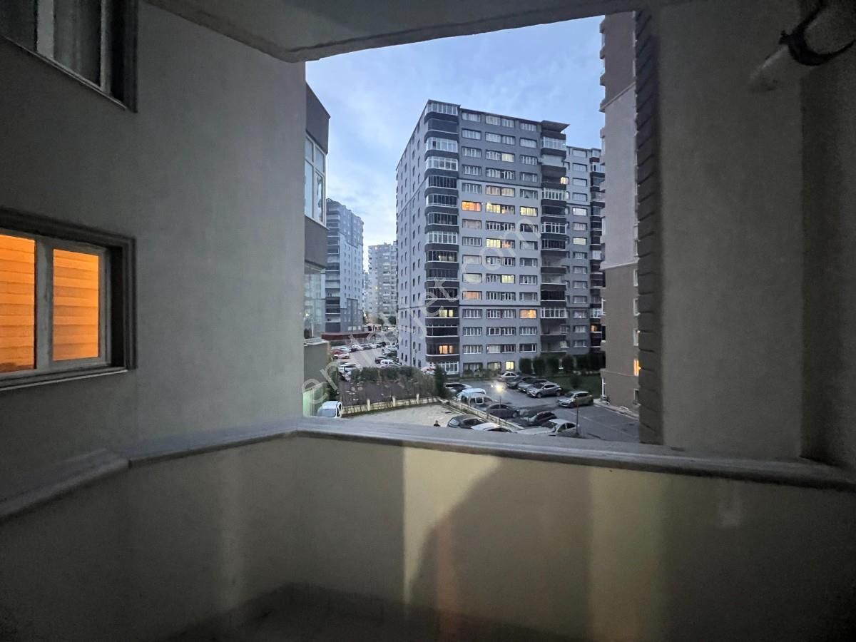 Beylikdüzü Adnan Kahveci Banksis Sitesinde 175m2 Satılık Daire - Görsel 18