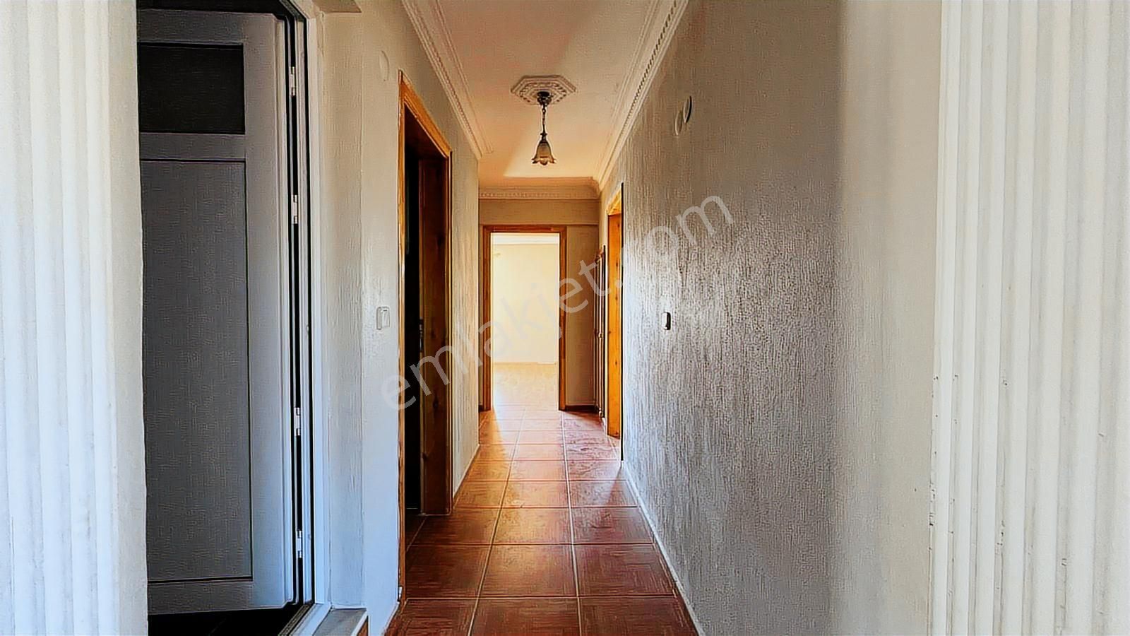 İzmir Çiğli Köyiçi Mh Kiralık 3+1 135m² Daire Cb Ph - Görsel 16