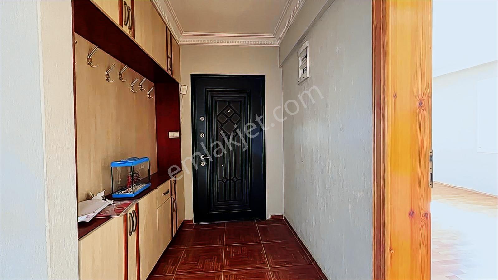 İzmir Çiğli Köyiçi Mh Kiralık 3+1 135m² Daire Cb Ph - Görsel 20