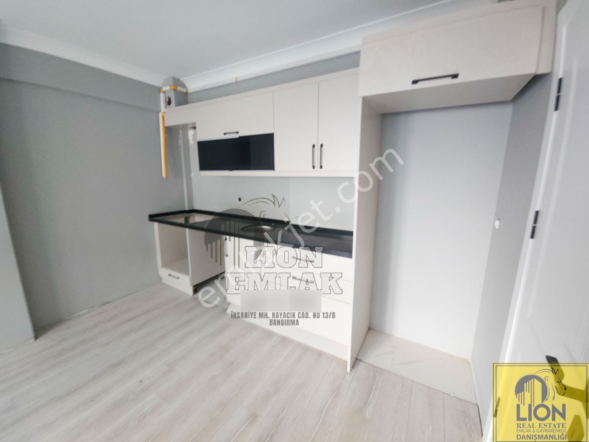 Lıon Emlak'tan Ayyıldız Mahallesinde 1+1 Lüks Tasarım 1+1 Daire - Görsel 4