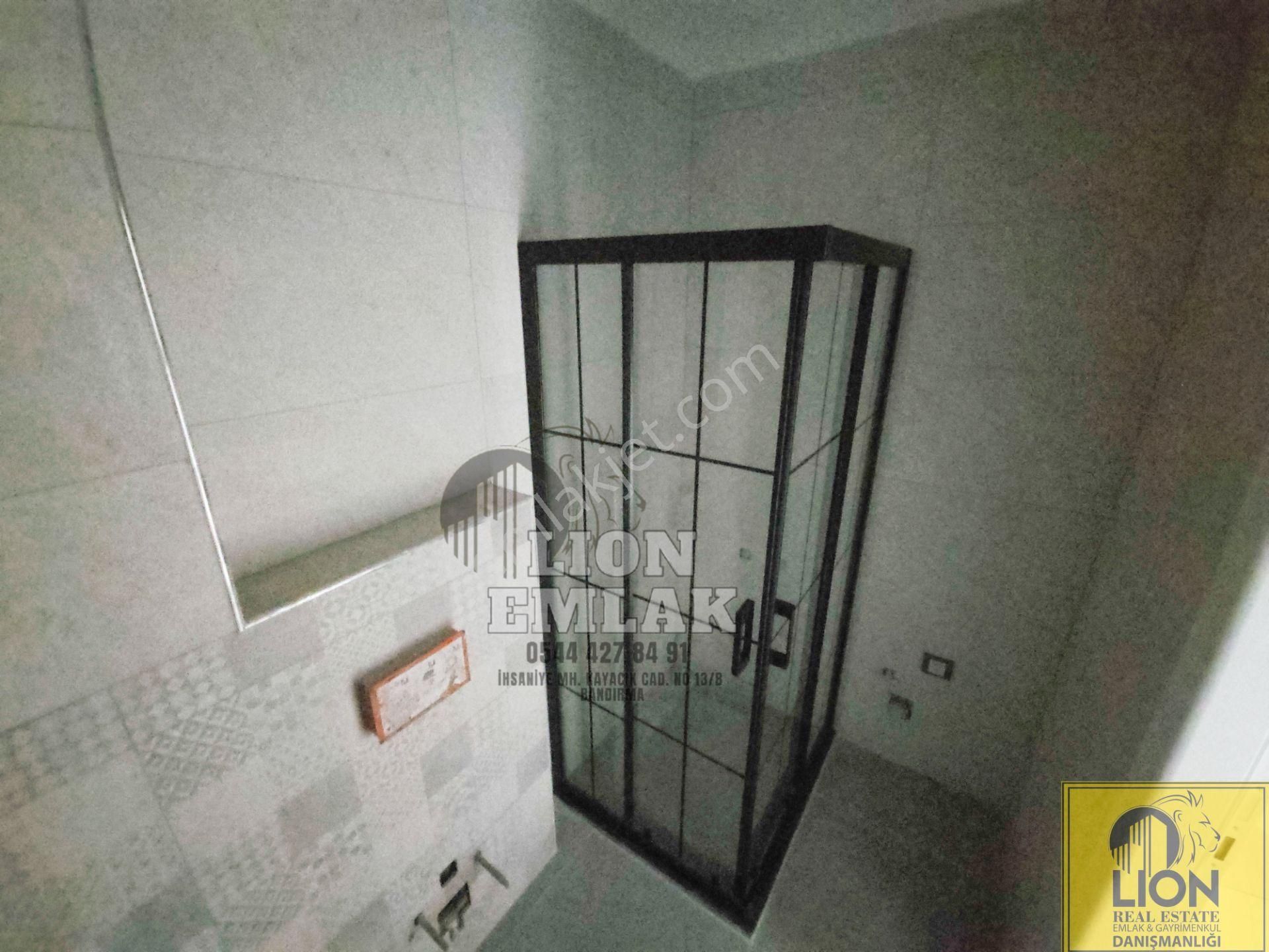 Lıon Emlak'tan Ayyıldız Mahallesinde 1+1 Lüks Tasarım 1+1 Daire - Görsel 16