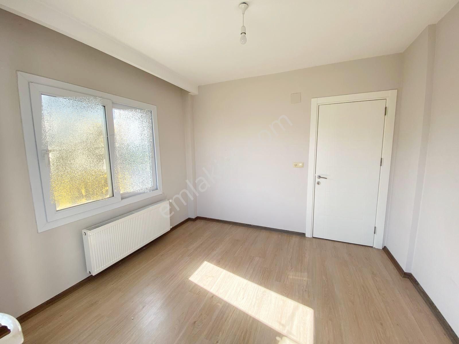 Adana Seyhan Gürselpaşa Havuzlu Güvenlikli Site İçerisinde Geniş 2+1 Çiftbanyo Giyinme Odalı - Görsel 10