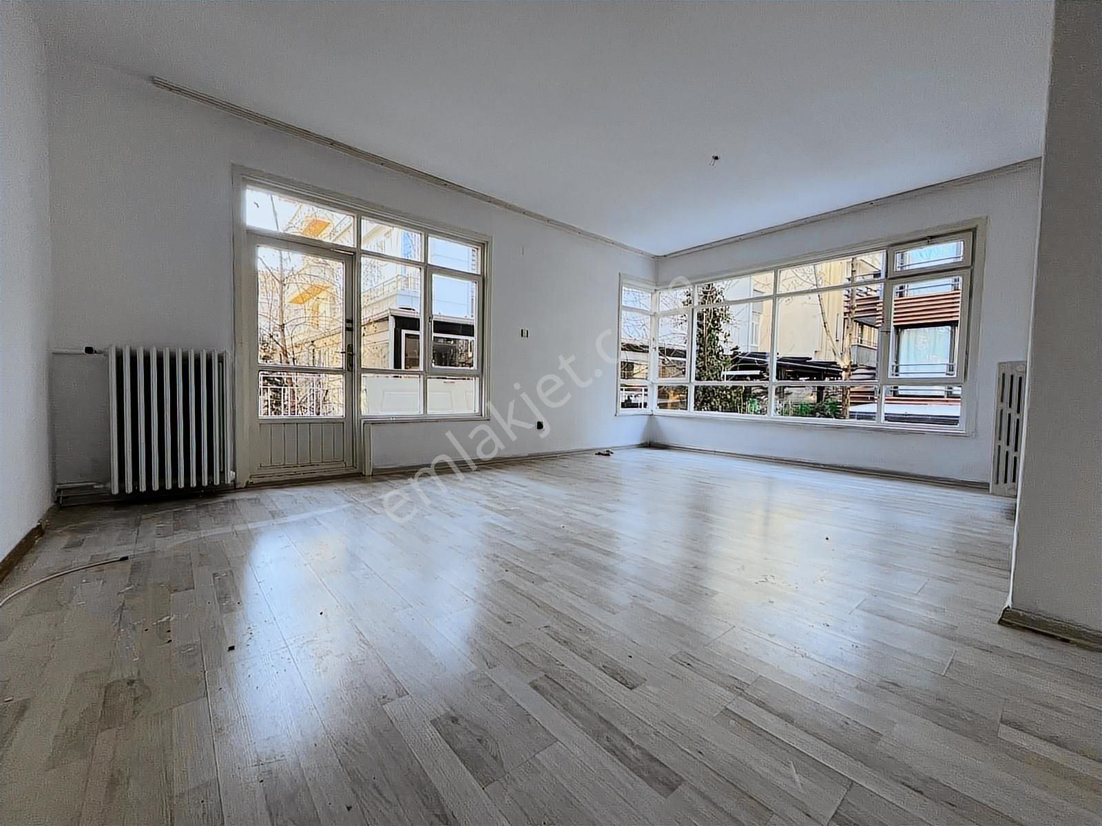 Sbell'den Bahçelievler'de 7.cadde Üzerinde 1.katta 3+1 - Görsel 20