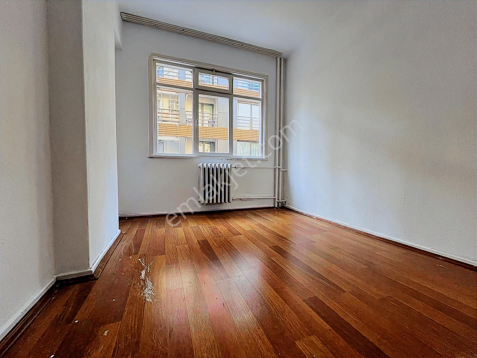 Sbell'den Bahçelievler'de 7.cadde Üzerinde 1.katta 3+1 - Görsel 12