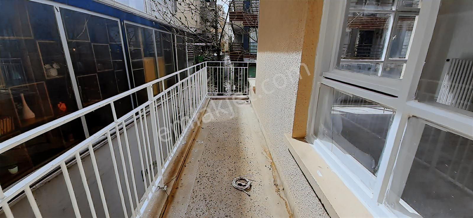 Sbell'den Bahçelievler'de 7.cadde Üzerinde 1.katta 3+1 - Görsel 6