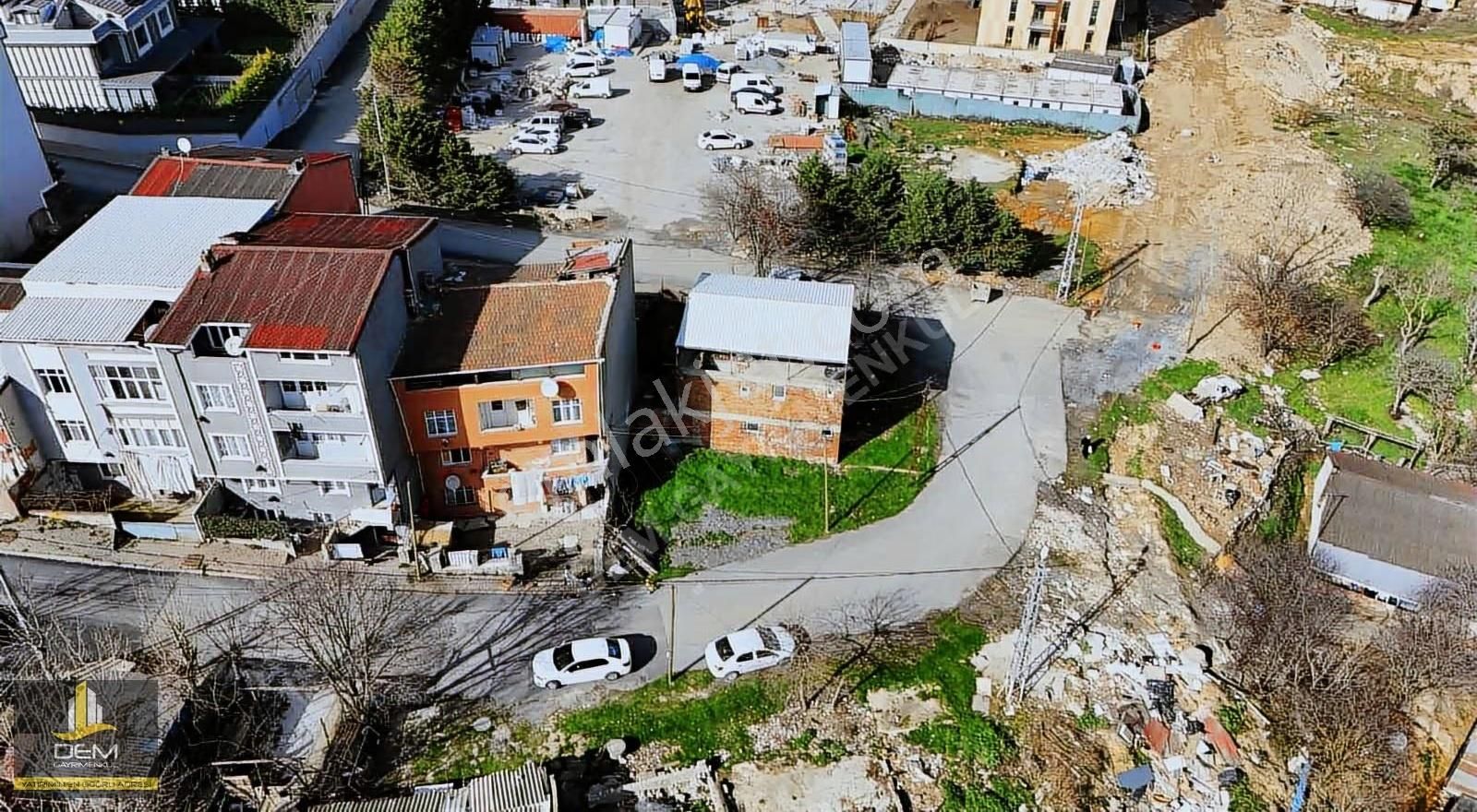 Arnavutköy'de 148 M² İmarlı Yol Cepheli, Manzaralı Fırsat Arsa - Görsel 6
