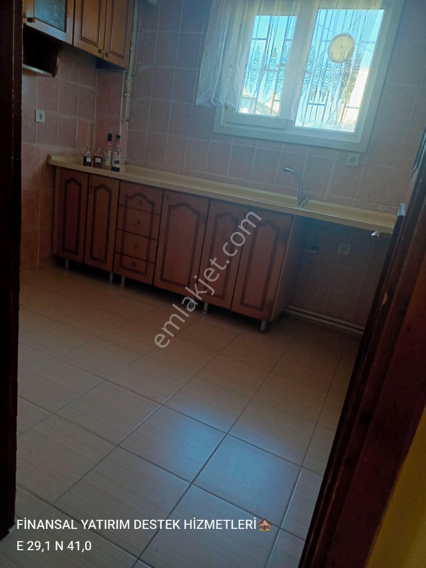 Ümraniye Altınşehir Mahallesi Metro Yürüme Mesafesi Yabancı Ya Uygun Bütçeli Dğaz Balkon 2.kat 2+1 - Görsel 17