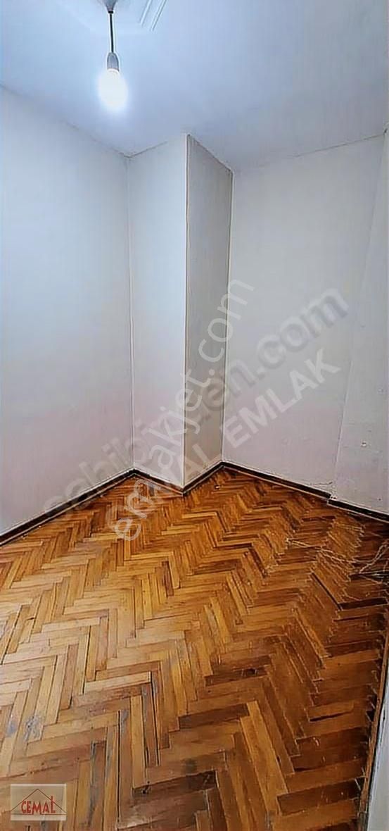 Cemal Emlak Bursa Yıldırım Setbaşı Namazgah Kurtoğlu Ara Kat 2+1 - Görsel 15