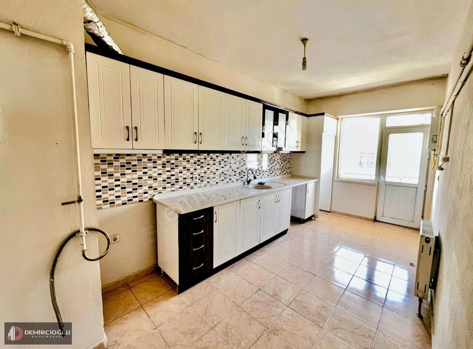 Acil Satılık Üniversite'ye Komşu Yap-sat Dairesi - Görsel 9