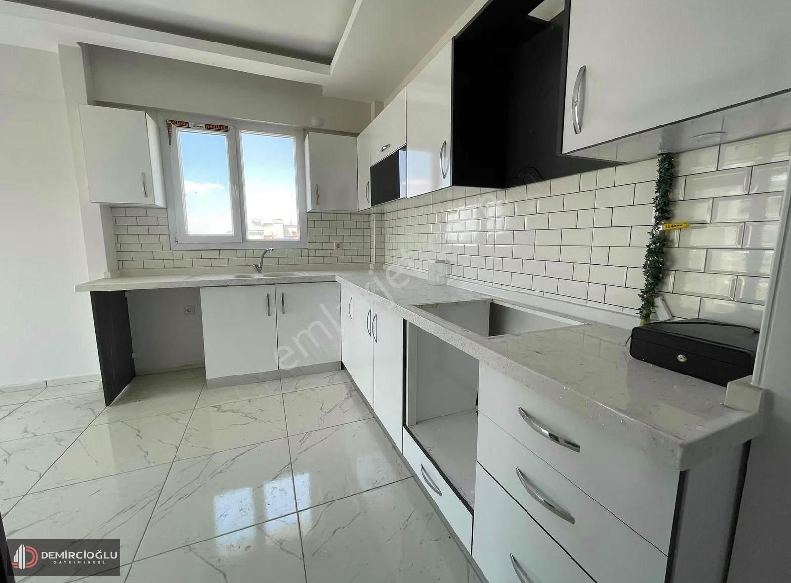 Papatya Cad. 187m2//içi Yapılı// Masrafsız -fırsat Dairesi - Görsel 21