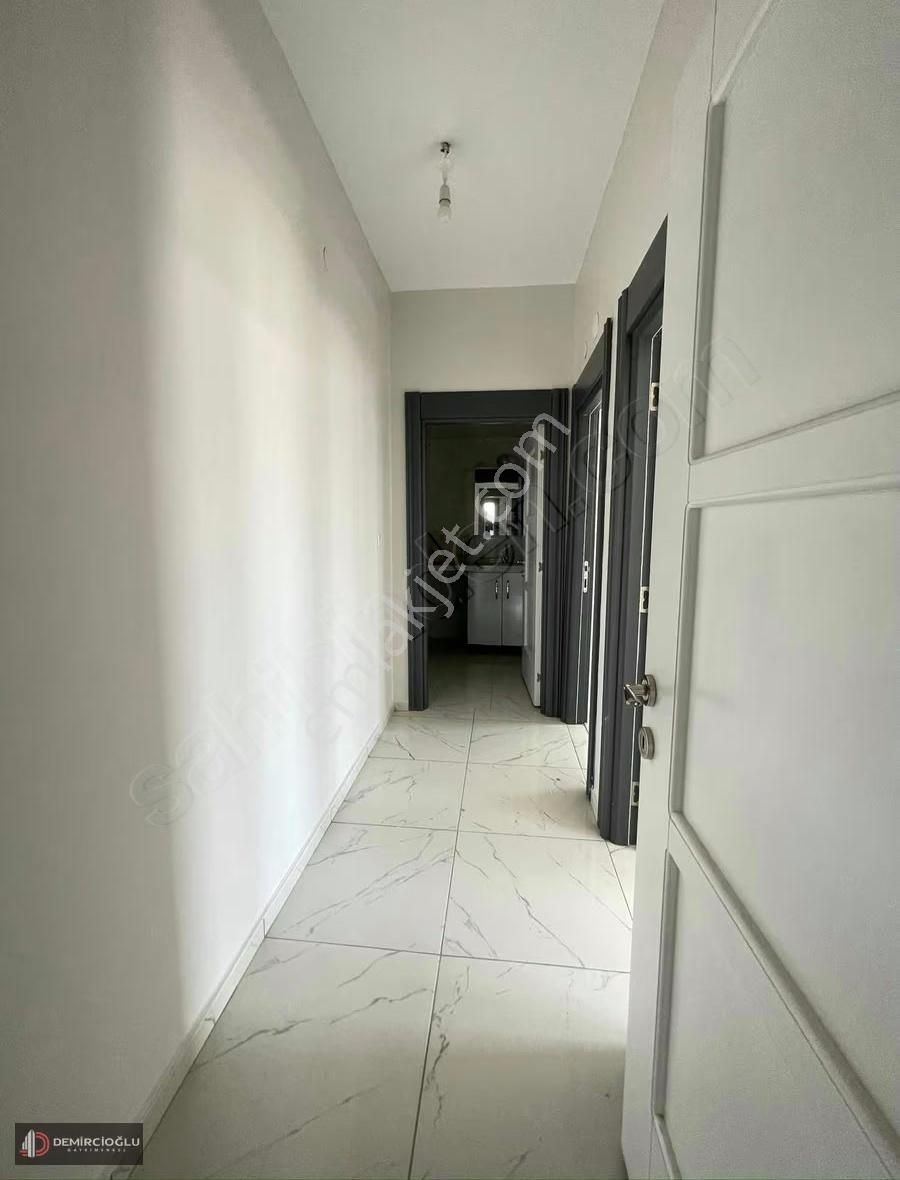 Papatya Cad. 187m2//içi Yapılı// Masrafsız -fırsat Dairesi - Görsel 3