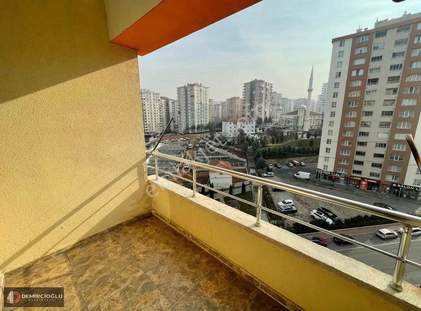 Mevlana Mh Tramvay Hattı Satılık 4+1 Daire - Görsel 4