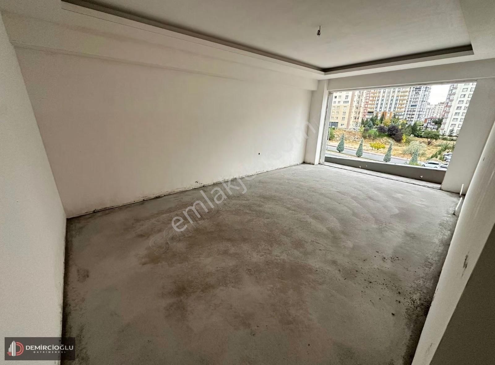 Demircioğlu Gayrimenkul'den 3+1 Fırsat Dairesi - Görsel 8