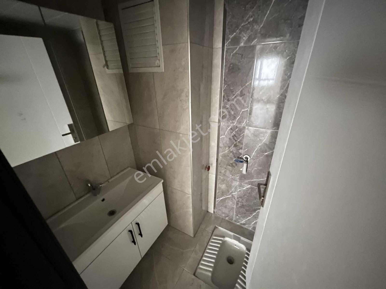 Kombi Petekli Vestiyerli Duşakabinli Sıfır Ön Cephe Full Daire - Görsel 21