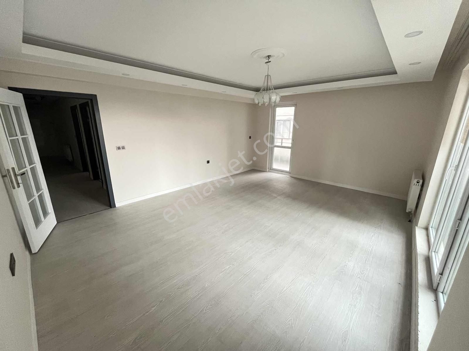 Kombi Petekli Vestiyerli Duşakabinli Sıfır Ön Cephe Full Daire - Görsel 13