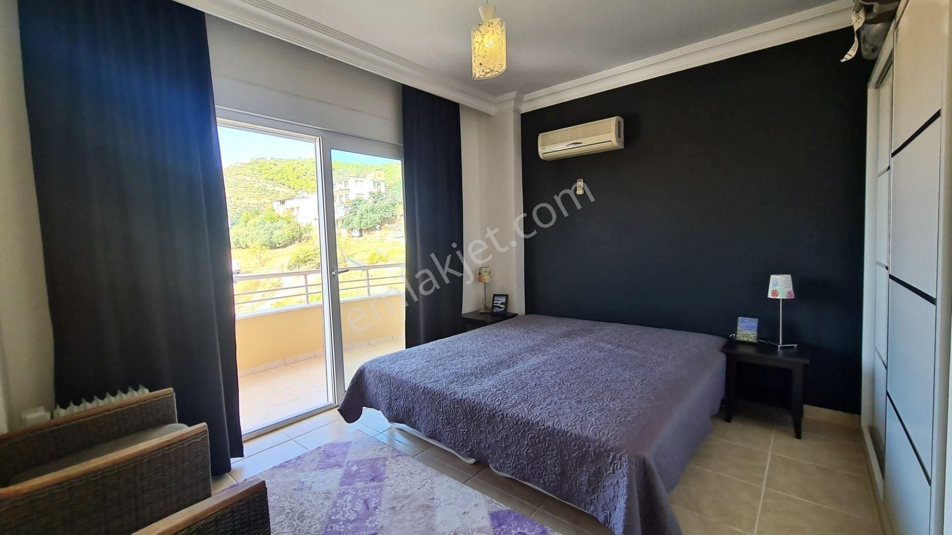 Alanya Merkezde Deniz & Kale Manzaralı 4+1 Geniş Dubleks Daire - Görsel 4