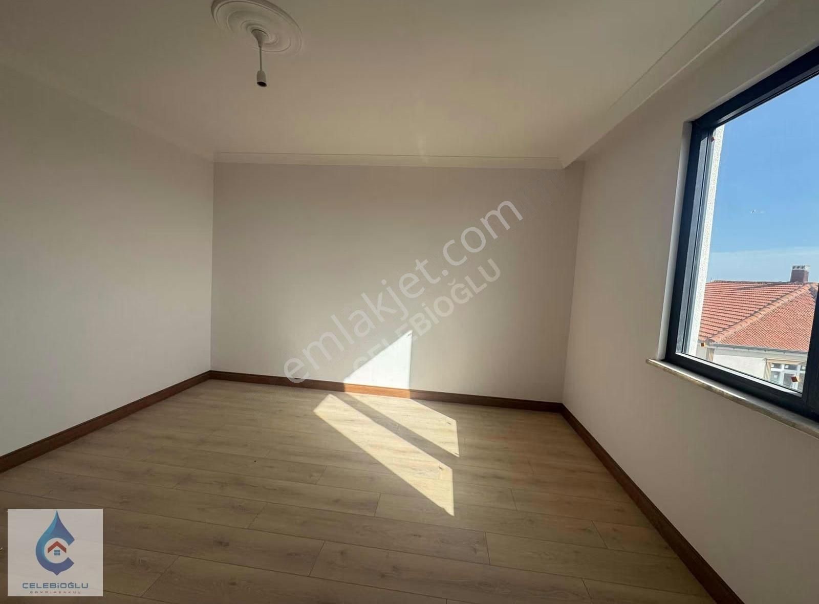 Gebze Gaziler'de Ebeveyn B. Ve Kapalı Otoparklı 5+1 Üst Dubleks - Görsel 3