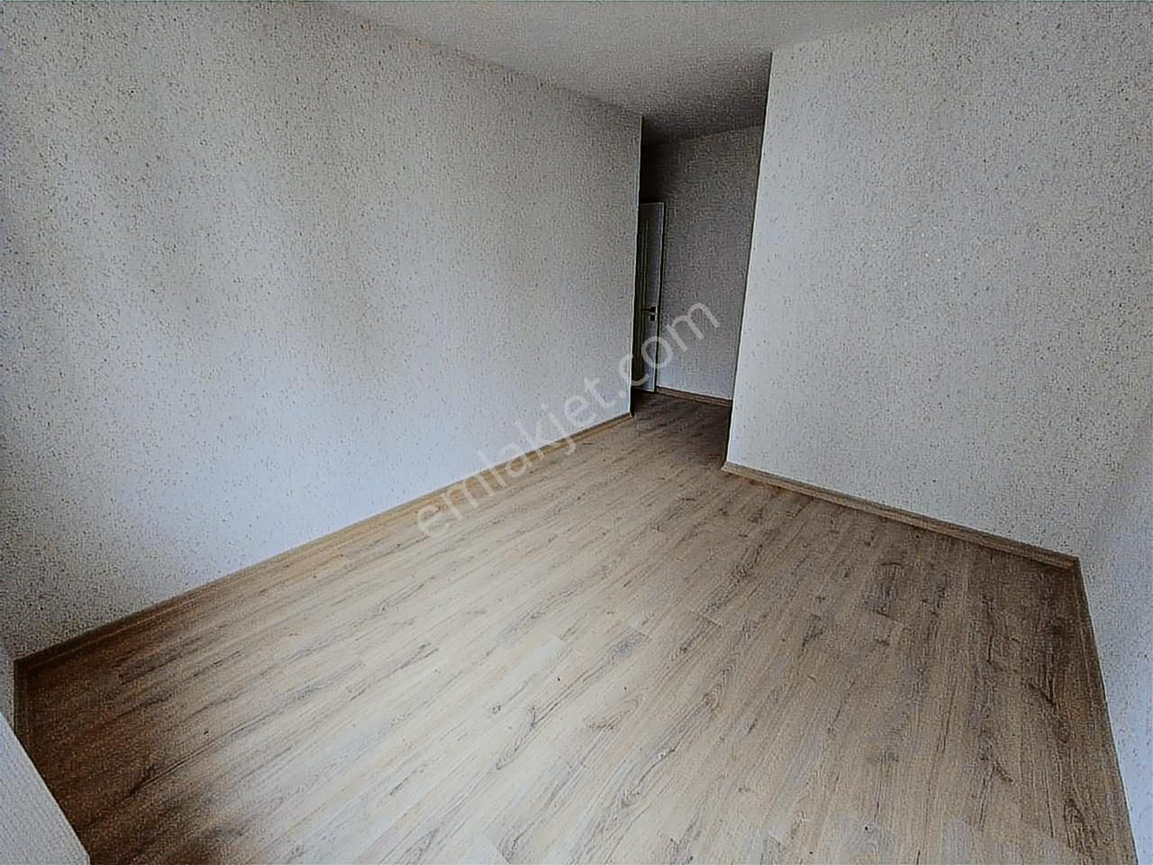 Yeni Hayat 8. Kat Kiralık 3+1 Daire - Görsel 7
