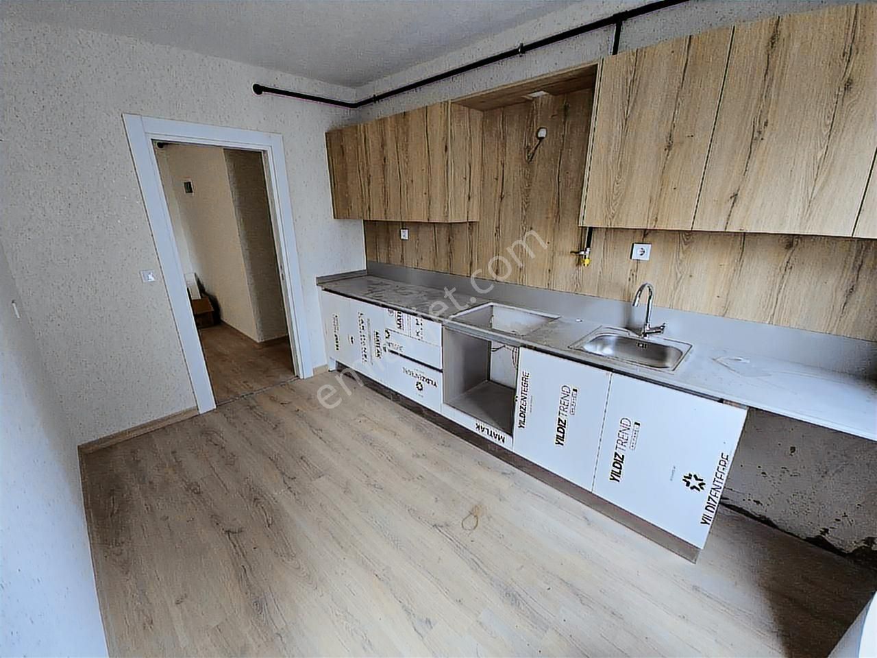 Yeni Hayat 8. Kat Kiralık 3+1 Daire - Görsel 3