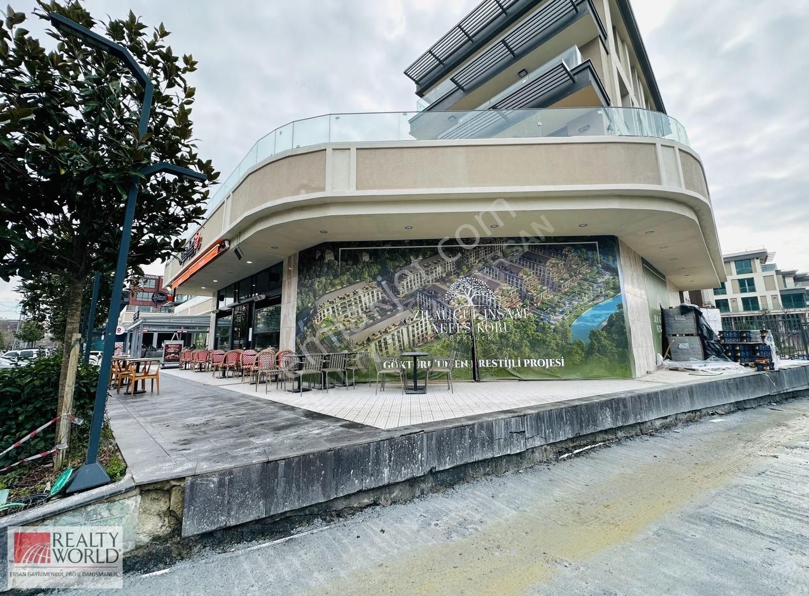 Göktürk'te Prestijli Çarşı Ve Konumda Kiralık 231m2 Köşe Dükkan - Görsel 23