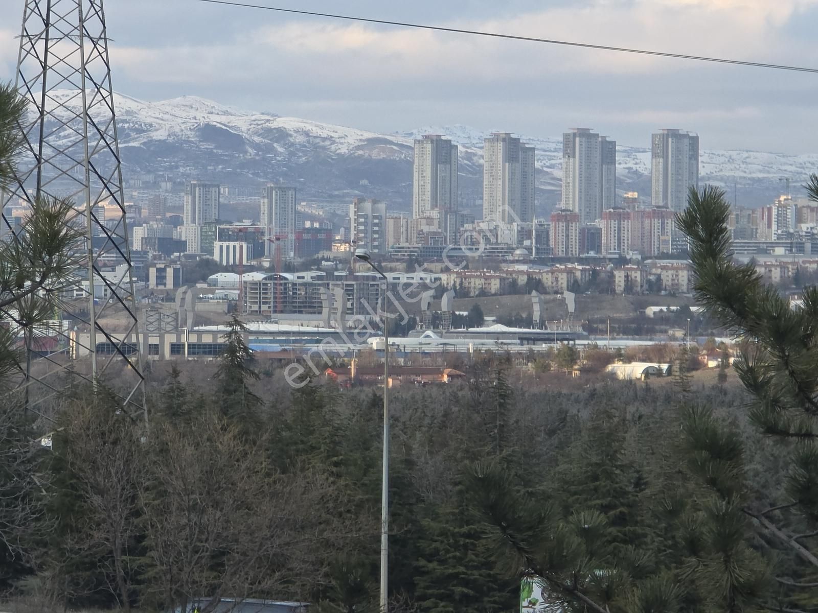 Söğütözü'nde Emsan Sitesinde Kiralık 3+1 Daire - Görsel 33