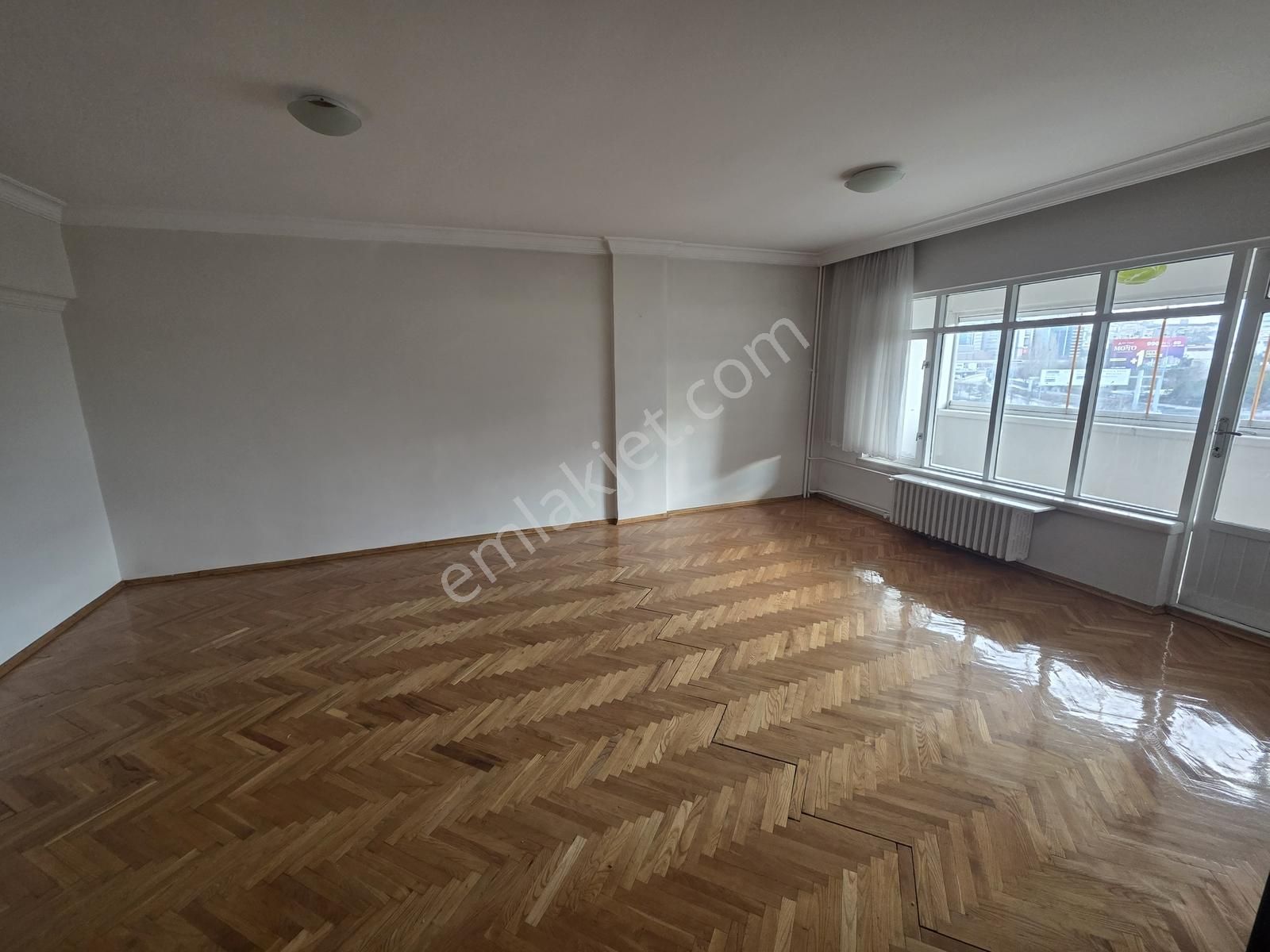 Söğütözü'nde Emsan Sitesinde Kiralık 3+1 Daire - Görsel 4