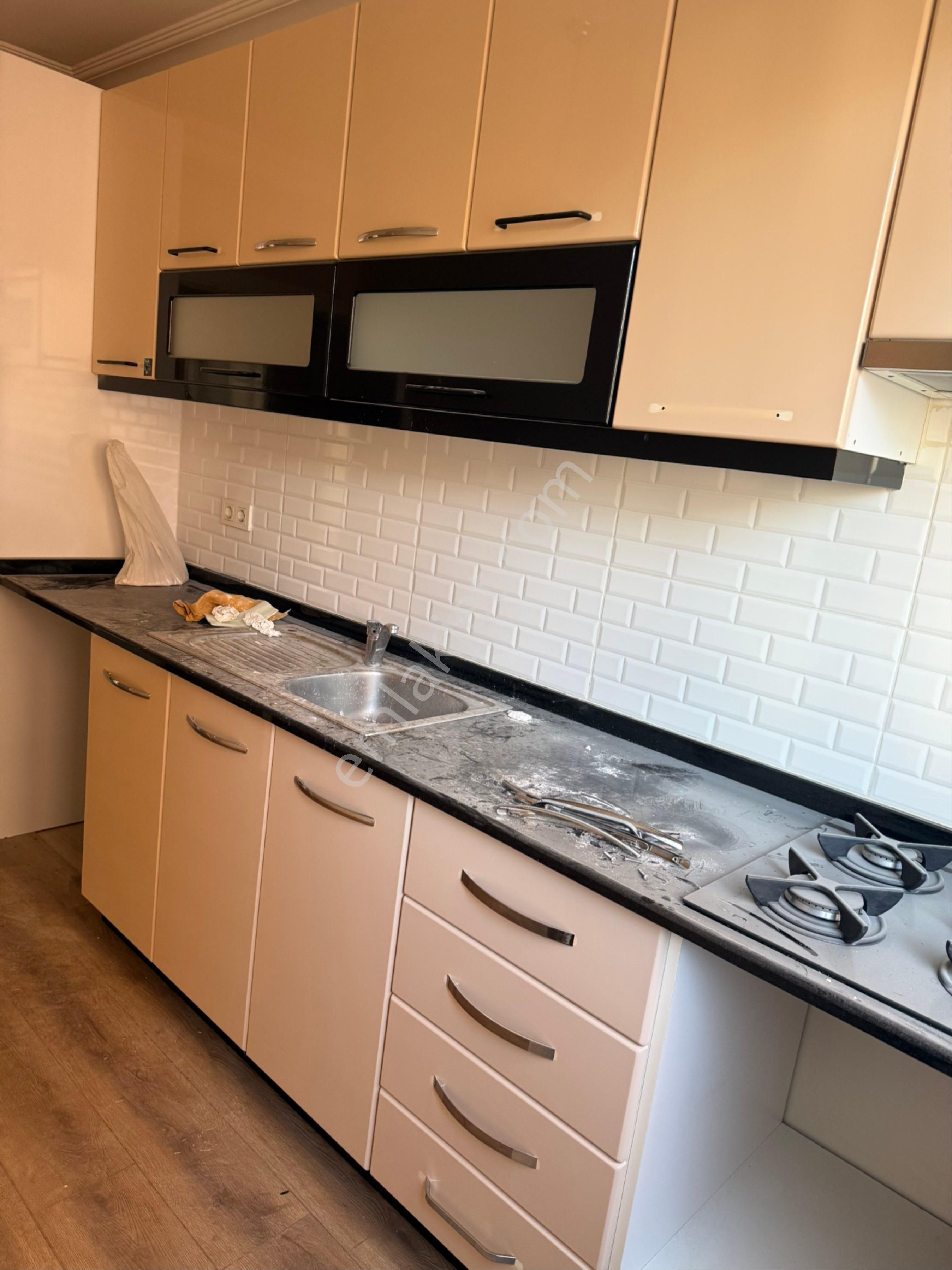 Tiamo’dan Yeni Binada (12yıllık Binada) 2+1 90m 2 Kat Kombili Kapalı Otoparklı - Görsel 14
