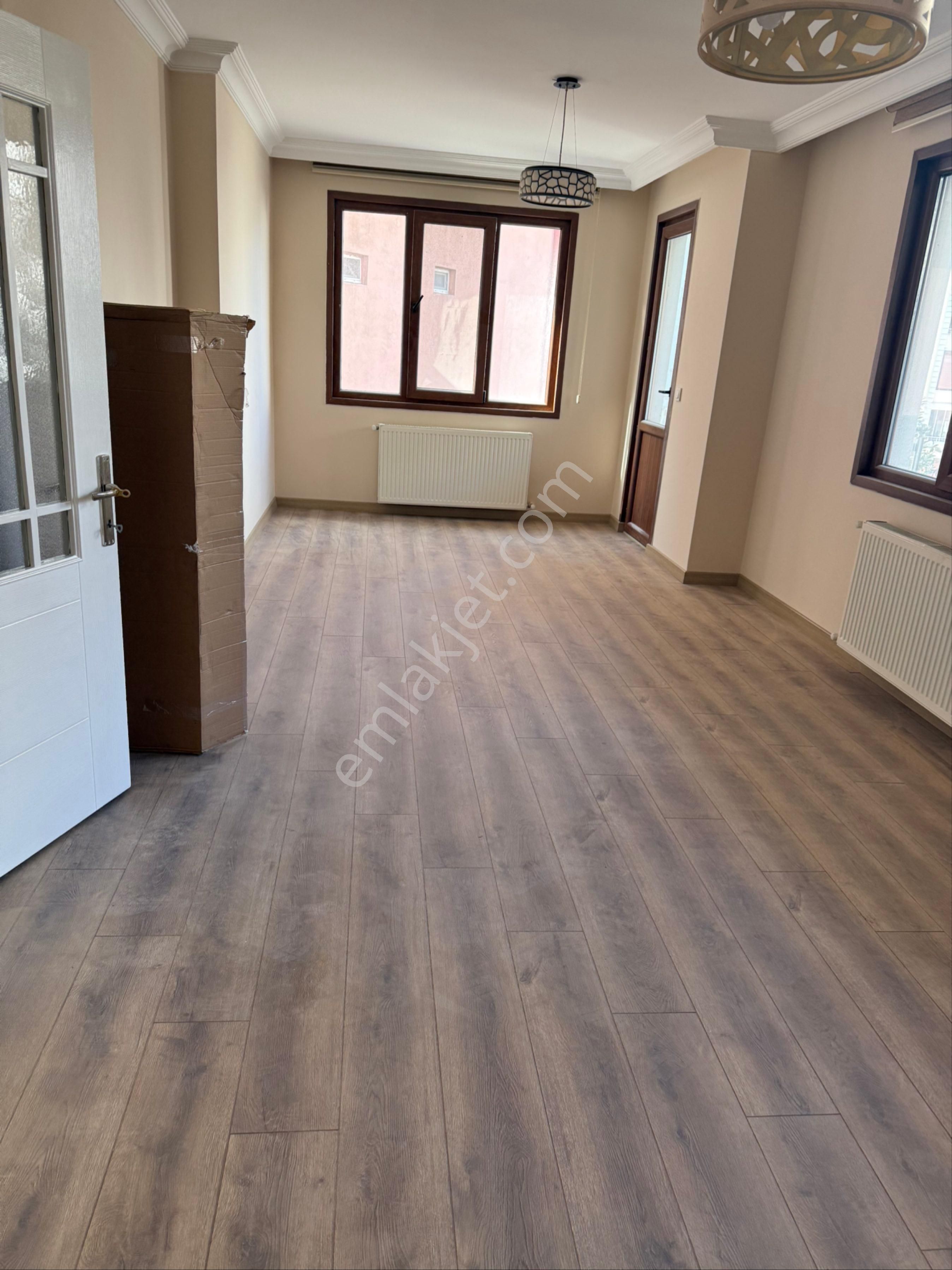 Tiamo’dan Yeni Binada (12yıllık Binada) 2+1 90m 2 Kat Kombili Kapalı Otoparklı - Görsel 2