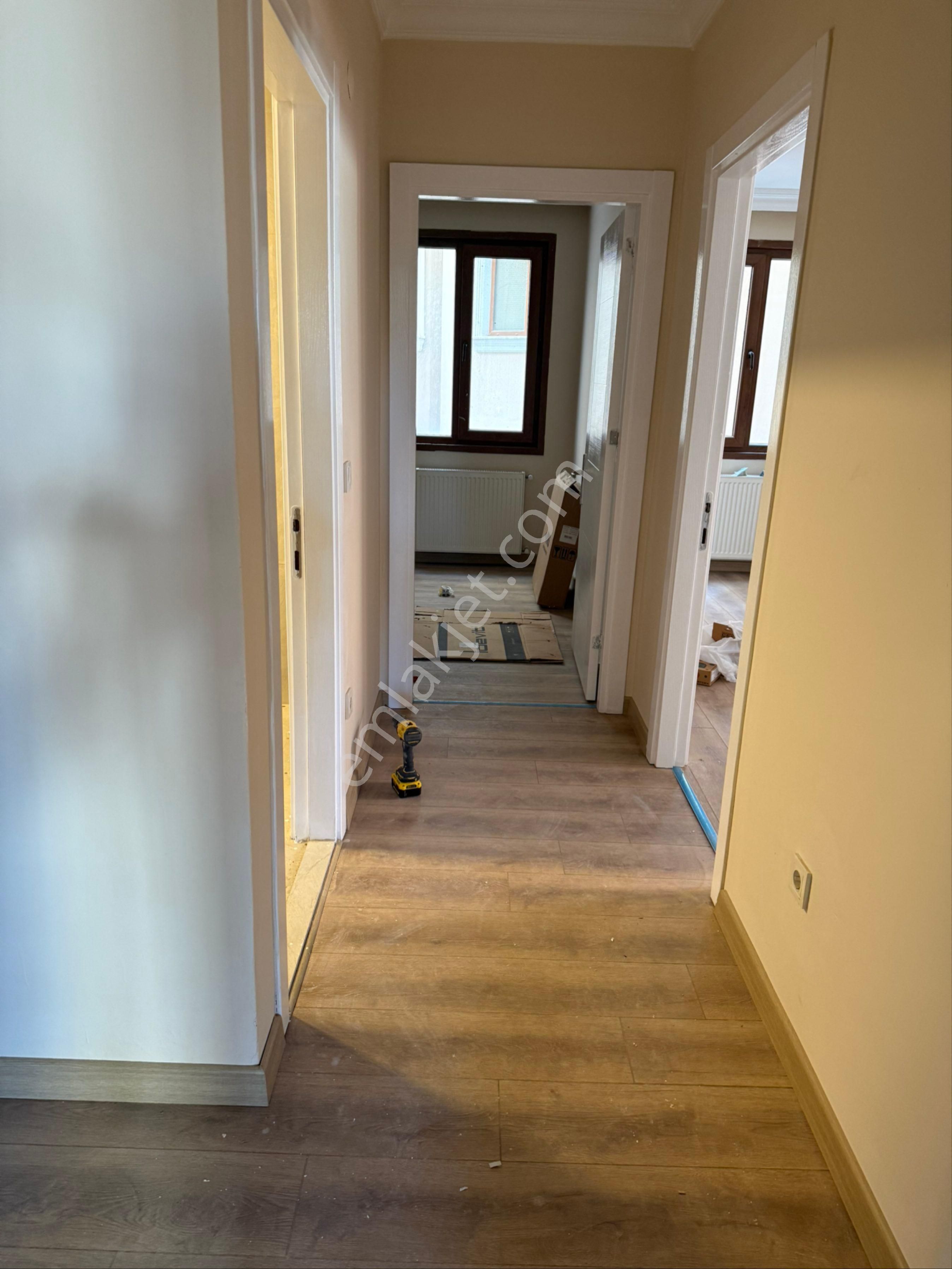 Tiamo’dan Yeni Binada (12yıllık Binada) 2+1 90m 2 Kat Kombili Kapalı Otoparklı - Görsel 10