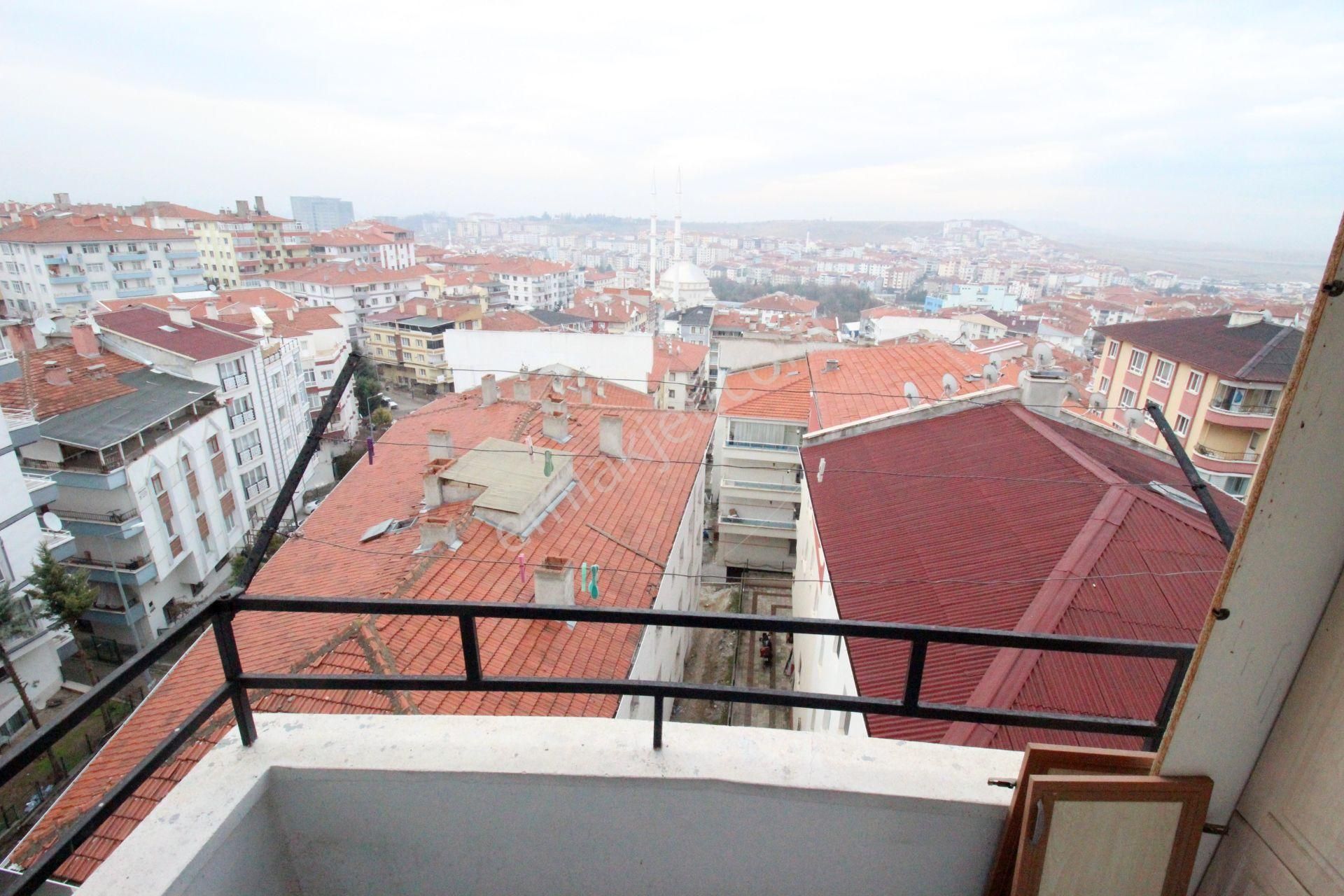 Hemdem Gayrimenkul'den 30 Ağustos'ta Panaromik Şehir Manzaralı Asansörlü Arakatta 3+1 Kiralık Daire - Görsel 7