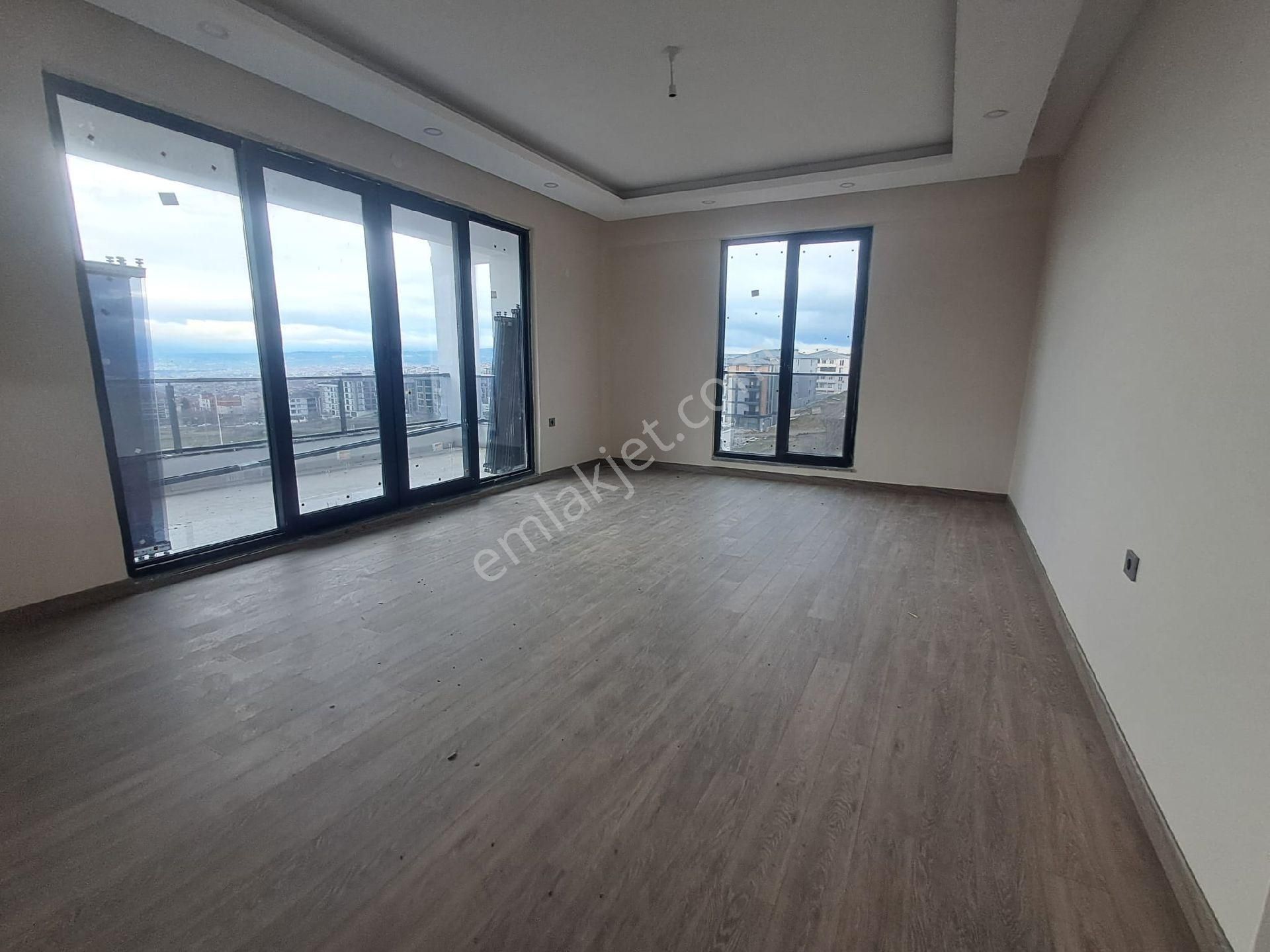 Tekirdağ Süleymanpaşa Atatürk Mah Deniz Manzaralı Havuzlu Lüks Ful Paket Satılık 2+1 Daire - Görsel 9