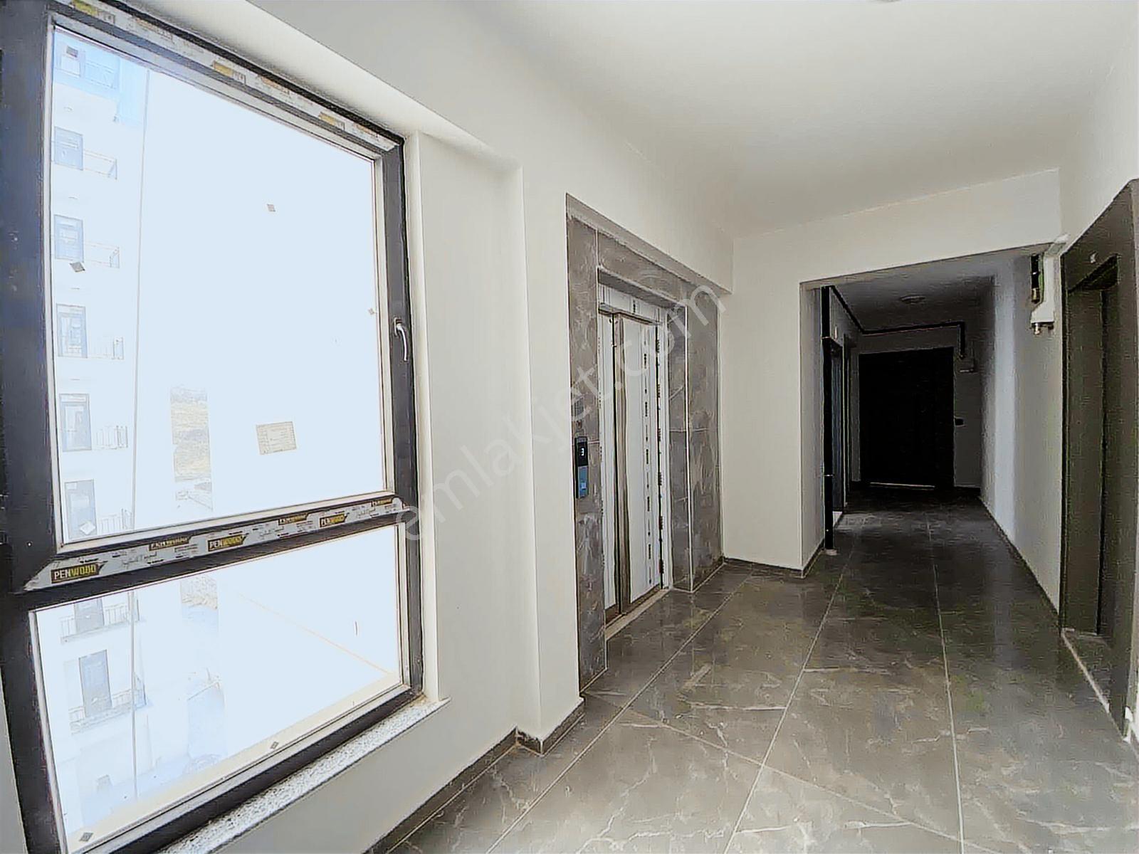 Bahadır'dan Karşıyaka Mh. Güzel Yaka Sit.2+1 115m2 Havuzlu Daire - Görsel 4