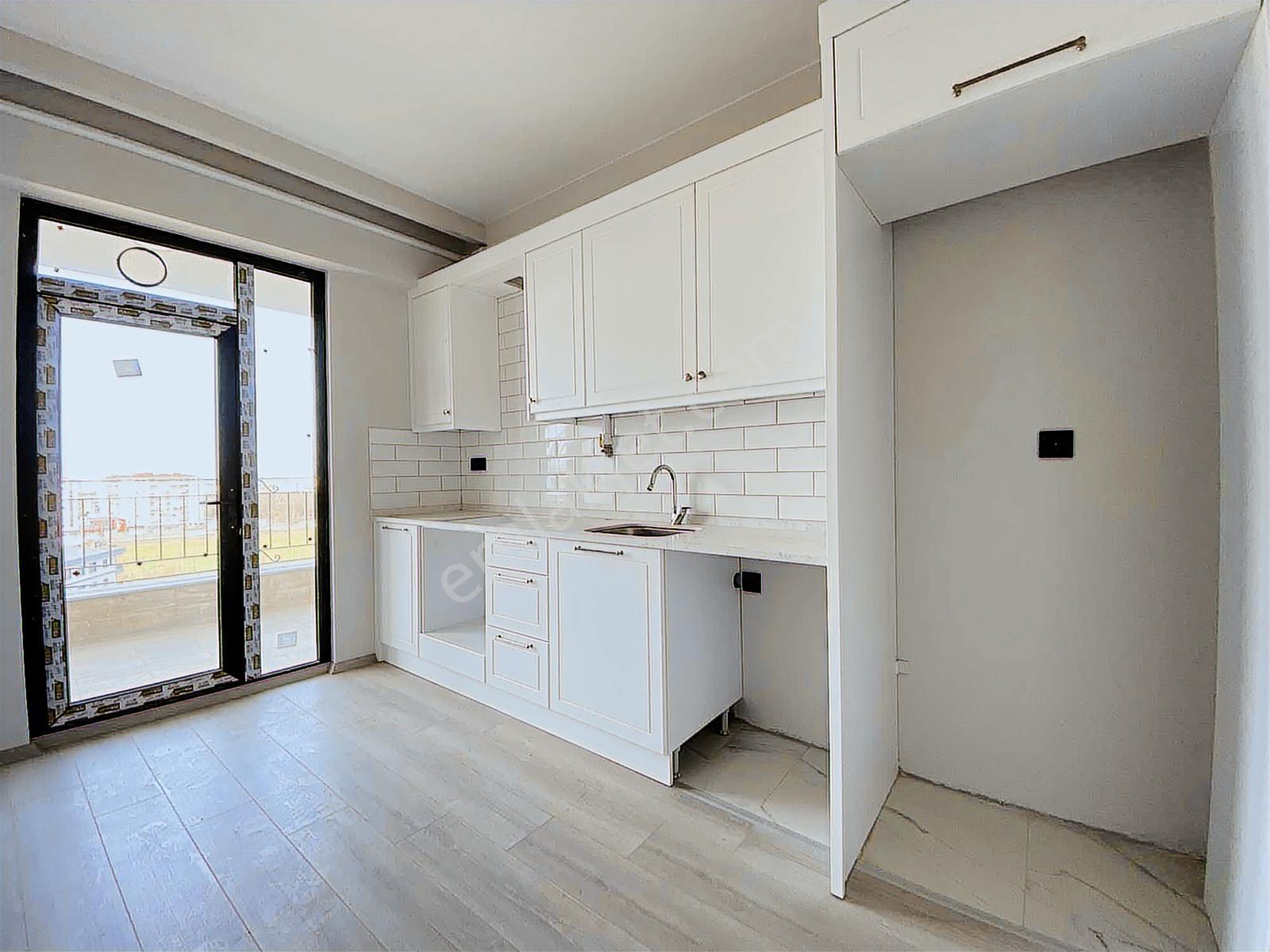Bahadır'dan Karşıyaka Mh. Güzel Yaka Sit.2+1 115m2 Havuzlu Daire - Görsel 24