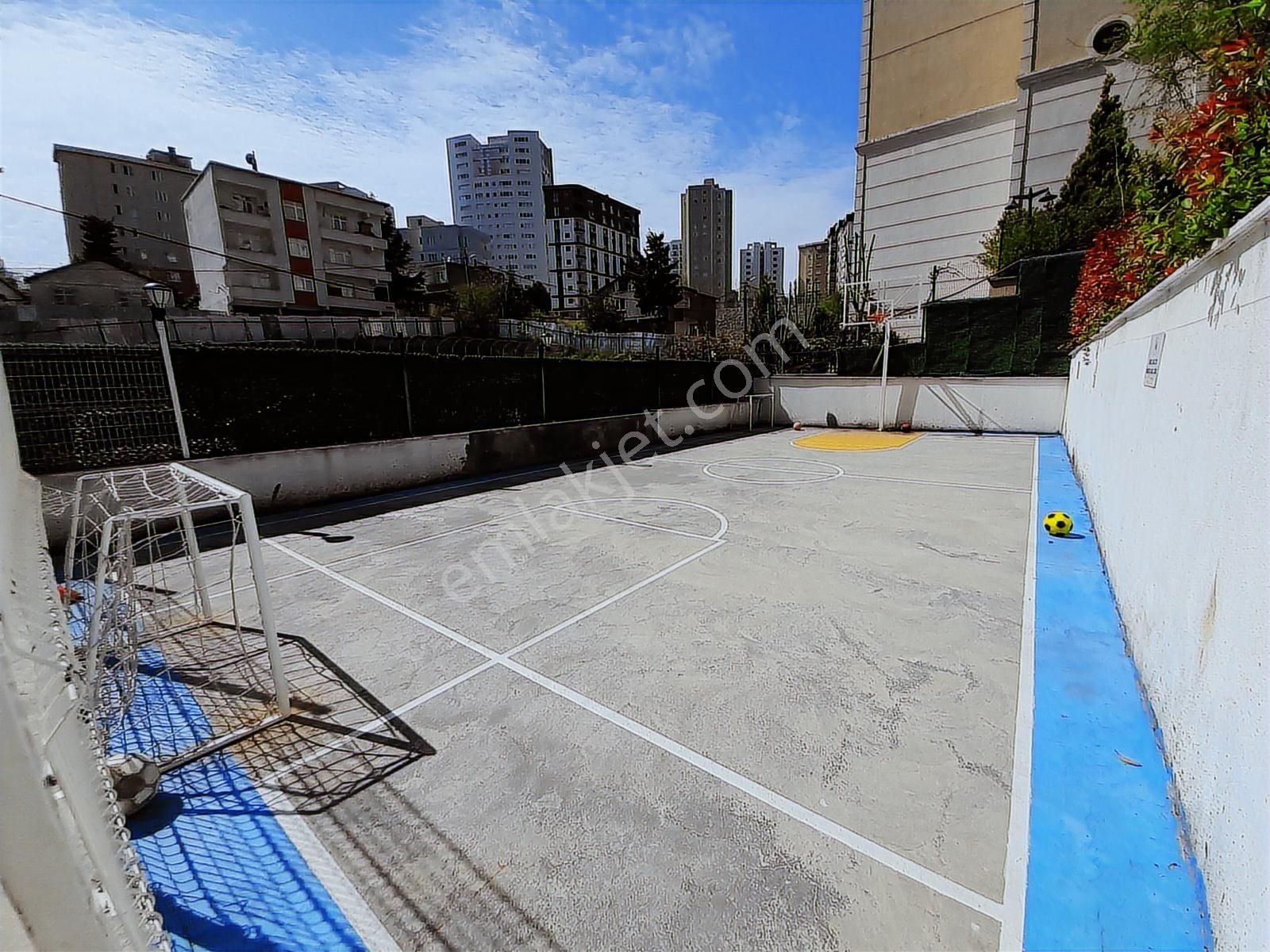 Ataşehire Çok Yakın_havuzlu_güvenlikli_ara Kat_ayrı Mutfaklı 2+1 - Görsel 5