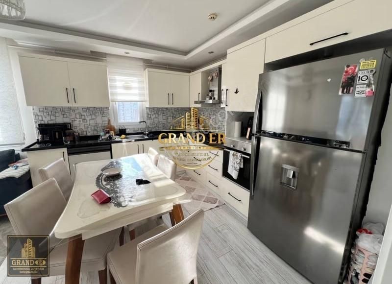 Mezitli Merkez Mahallesinde Şehir Manzaralı Satılık 4+1 Daire