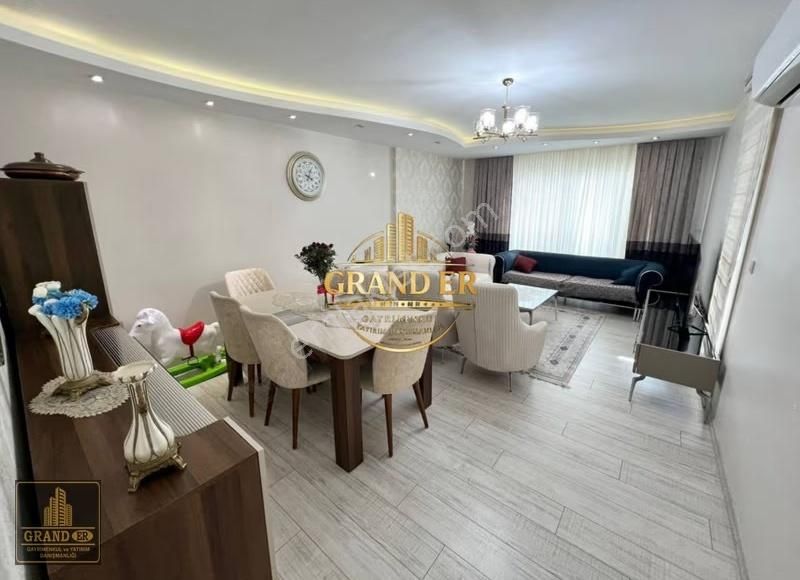 Mezitli Merkez Mahallesinde Şehir Manzaralı Satılık 4+1 Daire - Görsel 17