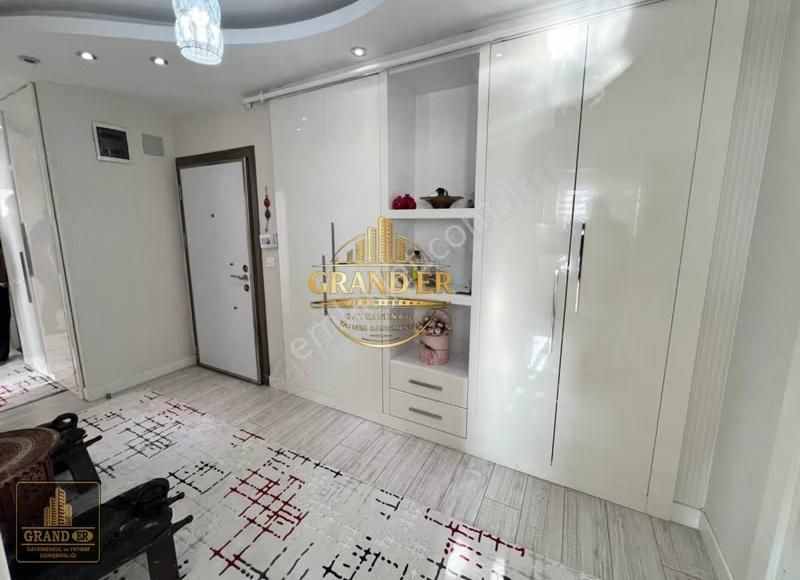 Mezitli Merkez Mahallesinde Şehir Manzaralı Satılık 4+1 Daire - Görsel 4