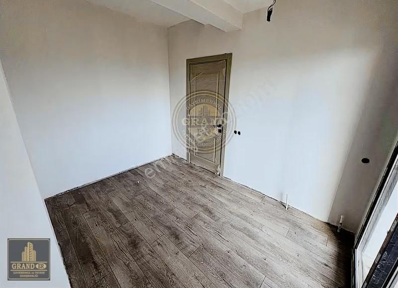 Mezitli Kuyulukta Sıfır Binada Satılık 1+1 Daire | Güney Cephe - Görsel 3