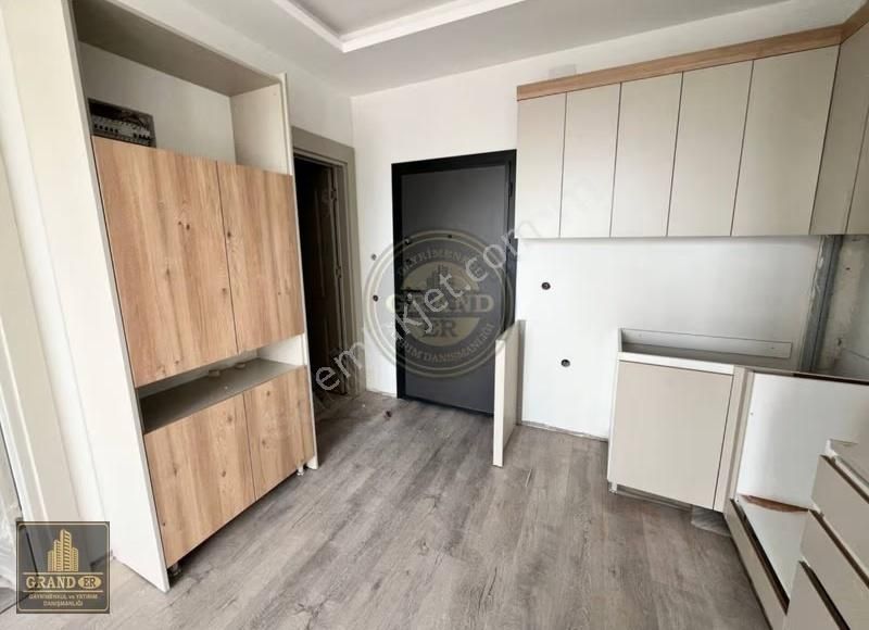 Mezitli Kuyulukta Sıfır Binada Satılık 1+1 Daire | Güney Cephe - Görsel 11