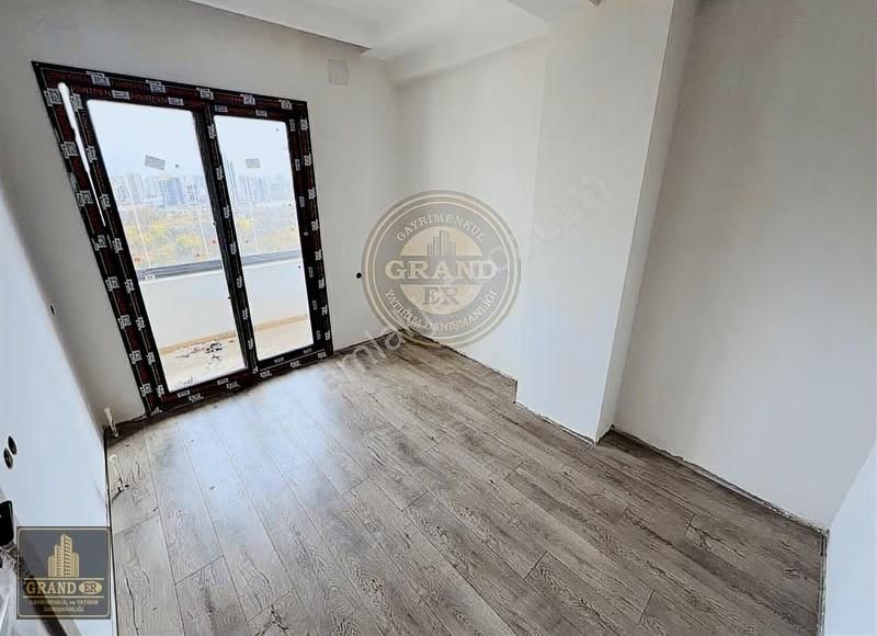 Mezitli Kuyulukta Sıfır Binada Satılık 1+1 Daire | Güney Cephe - Görsel 7