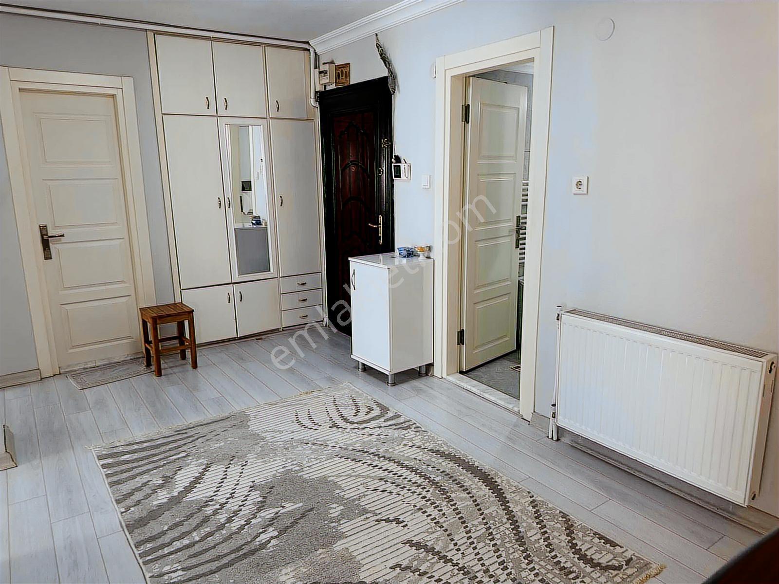 Âlâ Emlaktan Sakarya Cadde Paraleli 3+1 Yapılı Masrafsız Daıre - Görsel 19