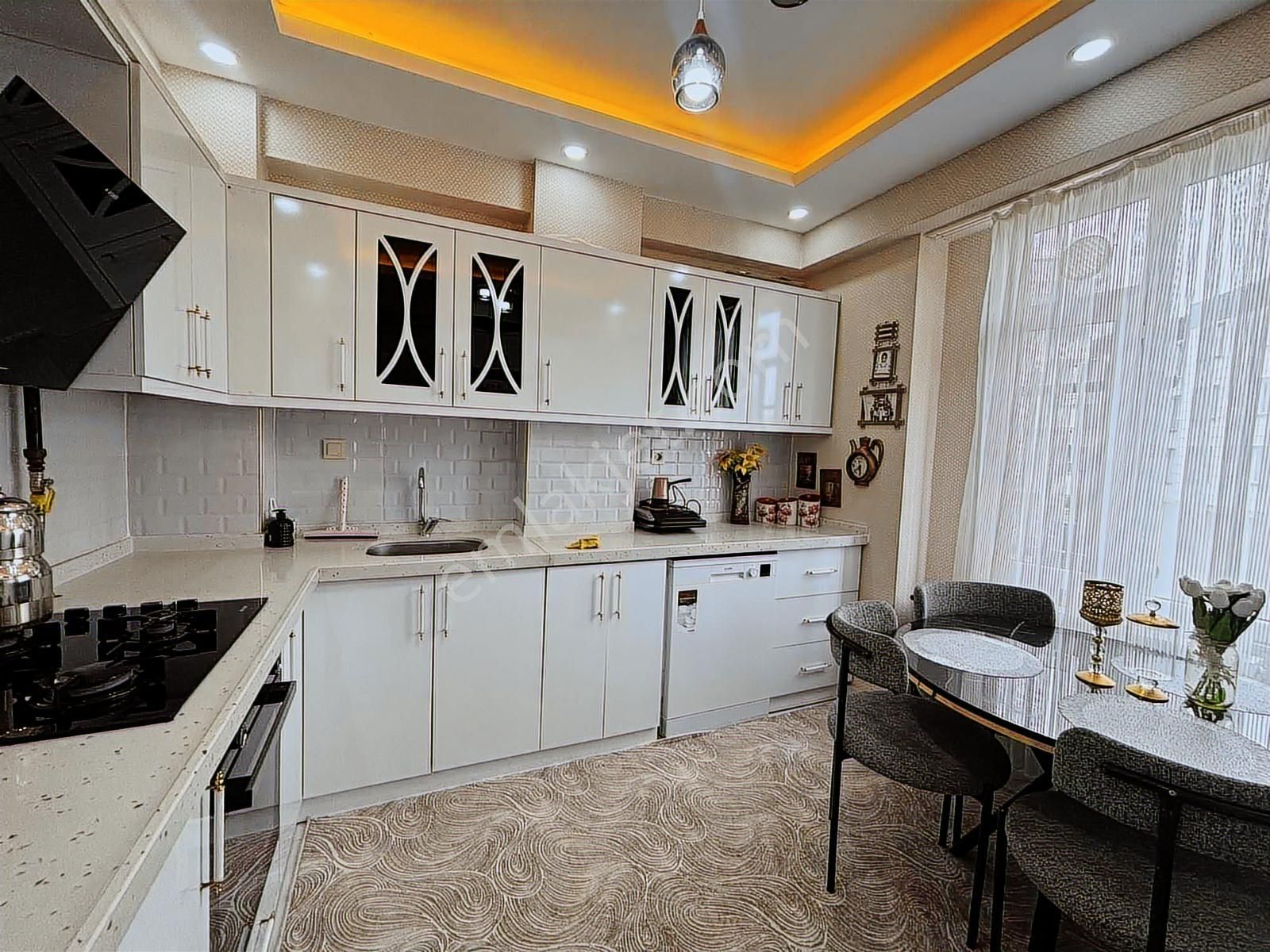 Göbeklitepe Tamam ' Tan Satılık 3+1 Lüks En Üst Kat Daire - Görsel 6