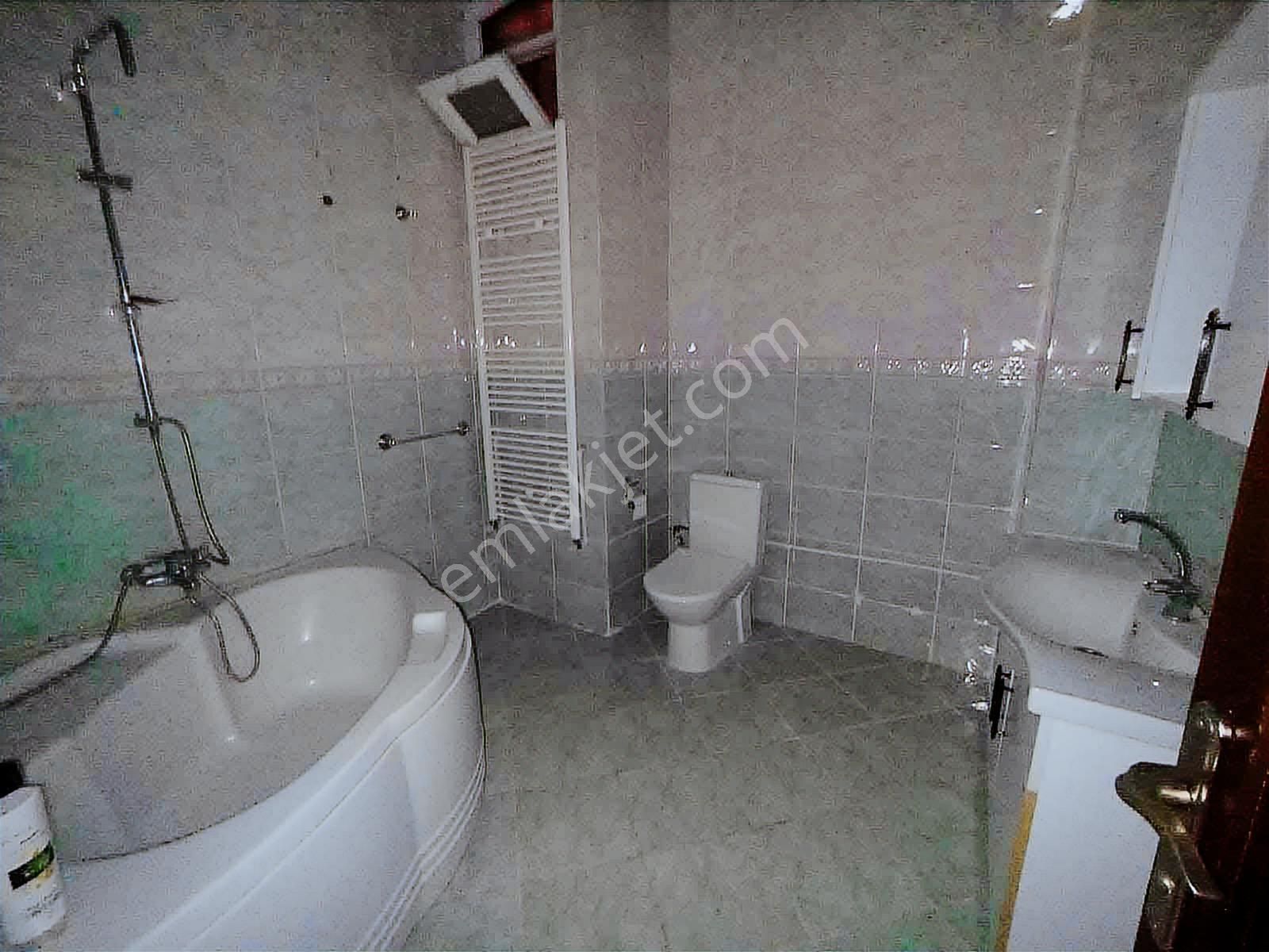 Trabzon Merkezde Kiralık 4+1 Daire - Görsel 4