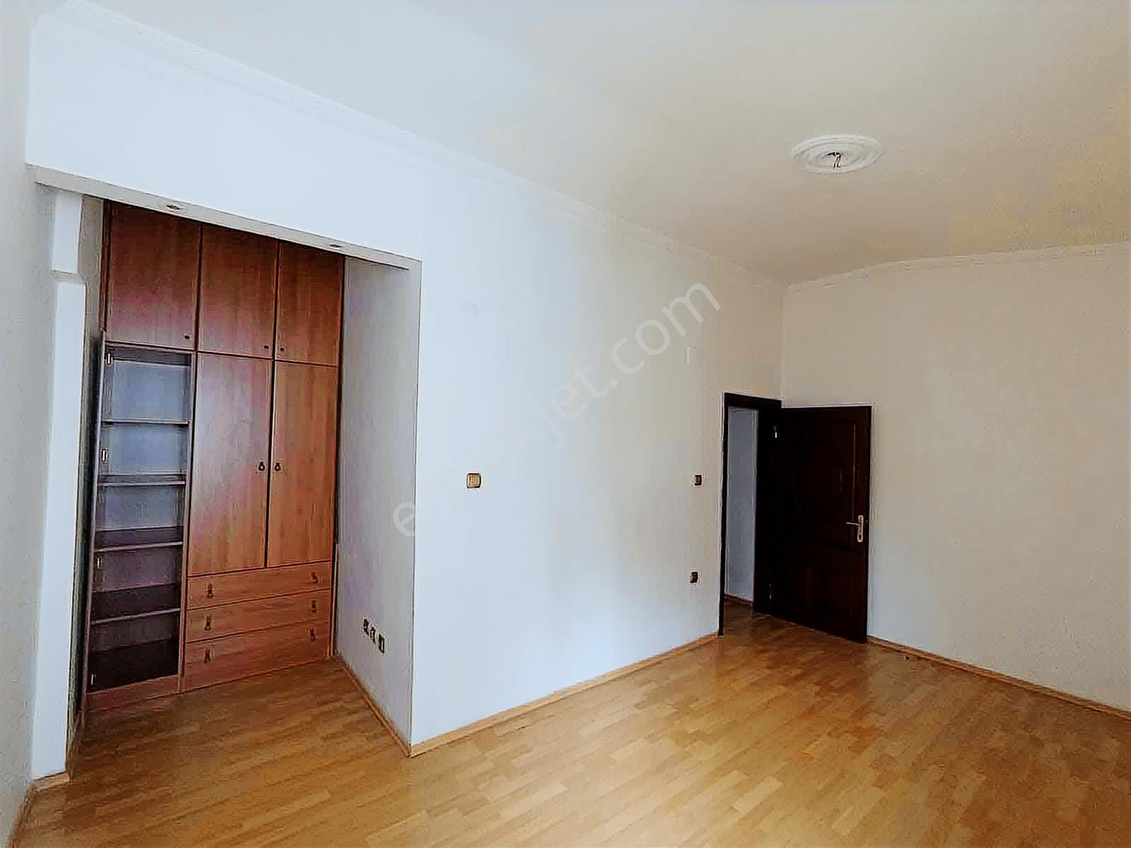 Trabzon Merkezde Kiralık 4+1 Daire - Görsel 20