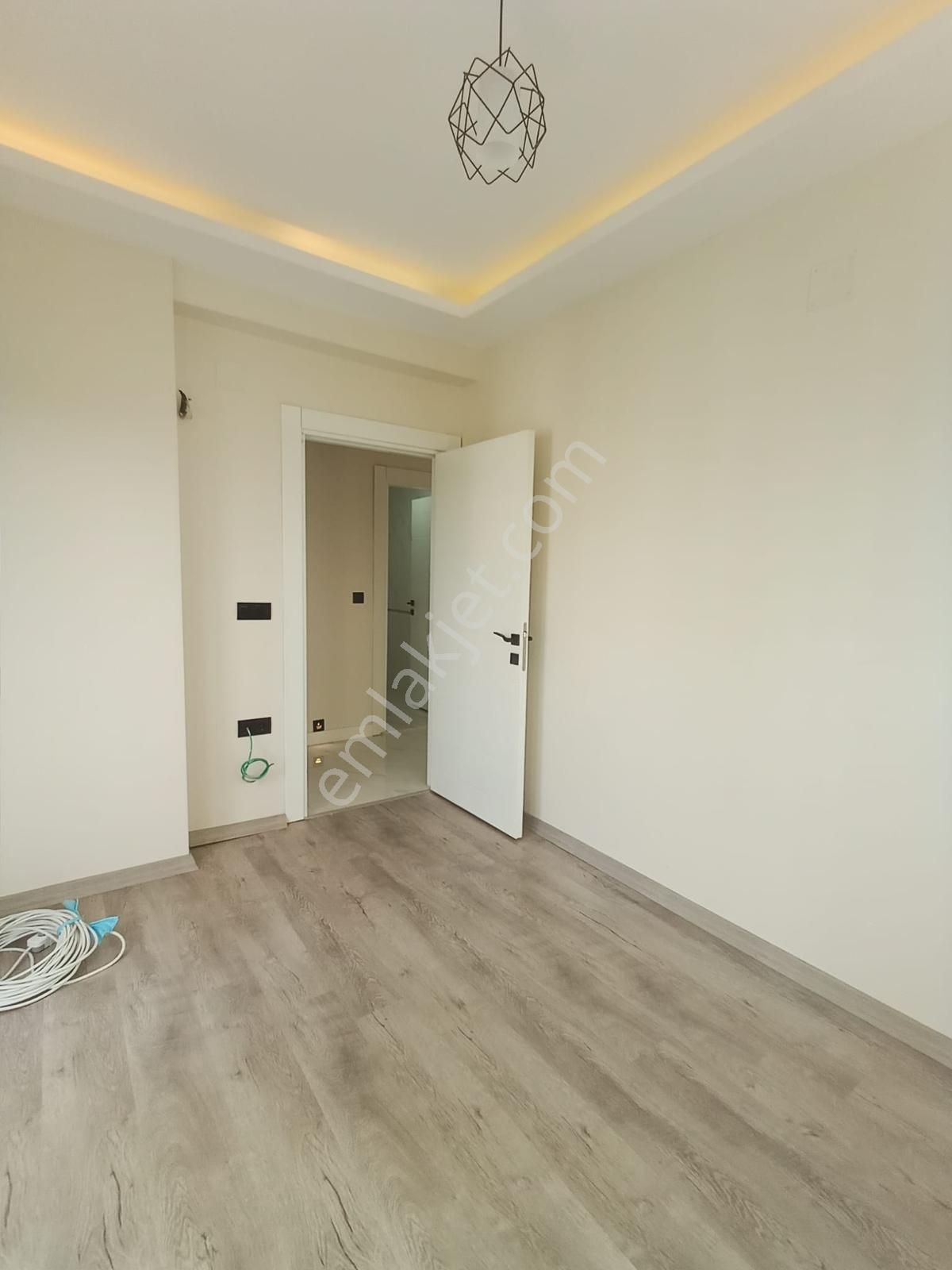 Sarıçam Boynuyoğun Mah. Doğalgazlı Kiralık K.mutfak 2+1 Daire - Görsel 25