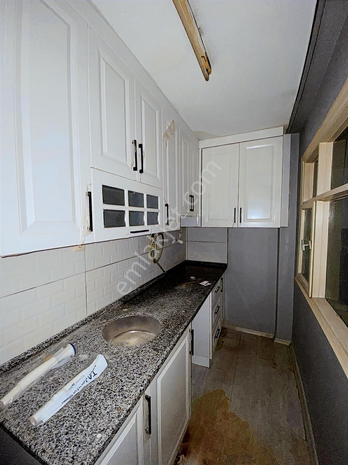 Fiber Emlaktan Ragıpbey Mh Satılık Tadilatlı Ara Kat Daire - Görsel 33